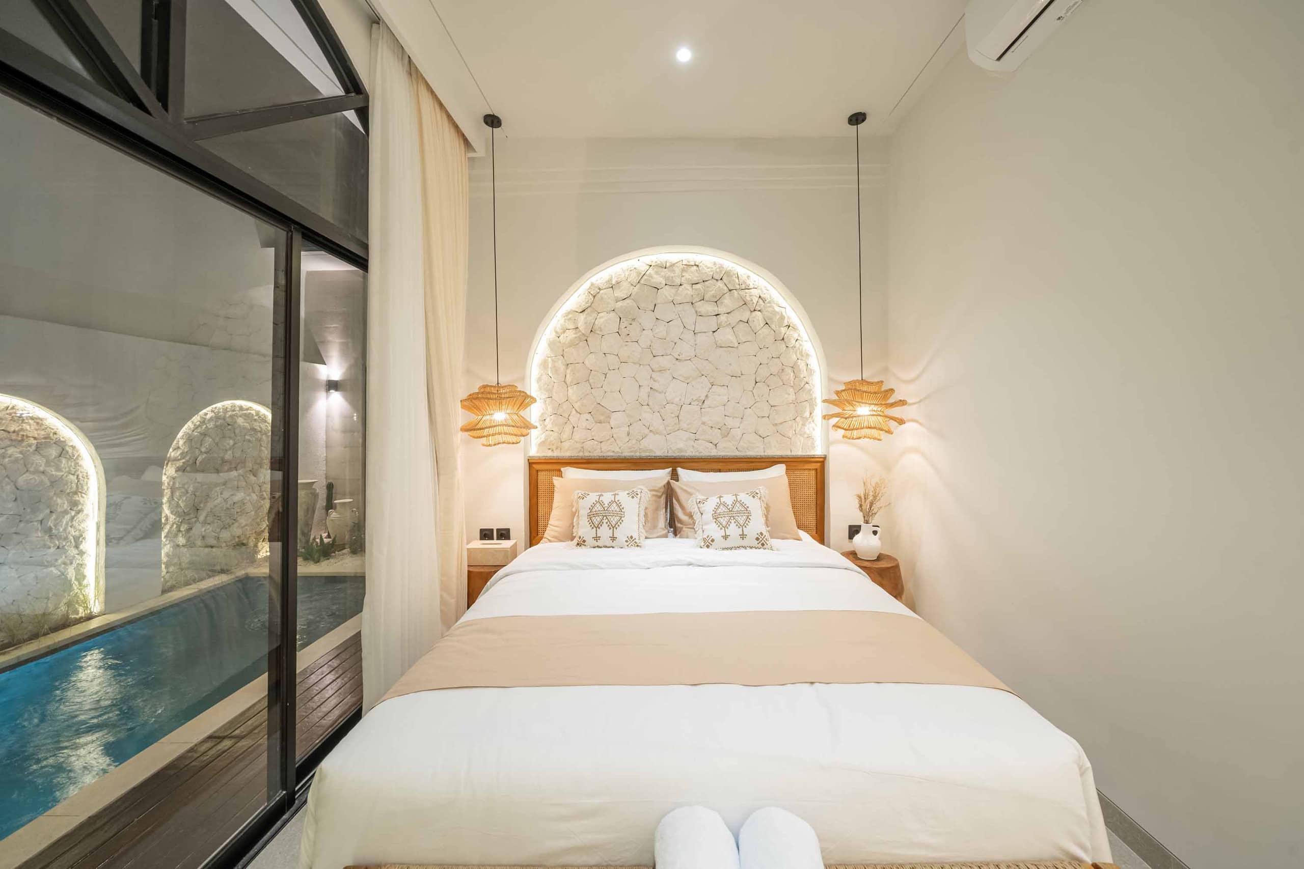 D’Amelia Jimbaran – Mediterranean Tropical Villa 25