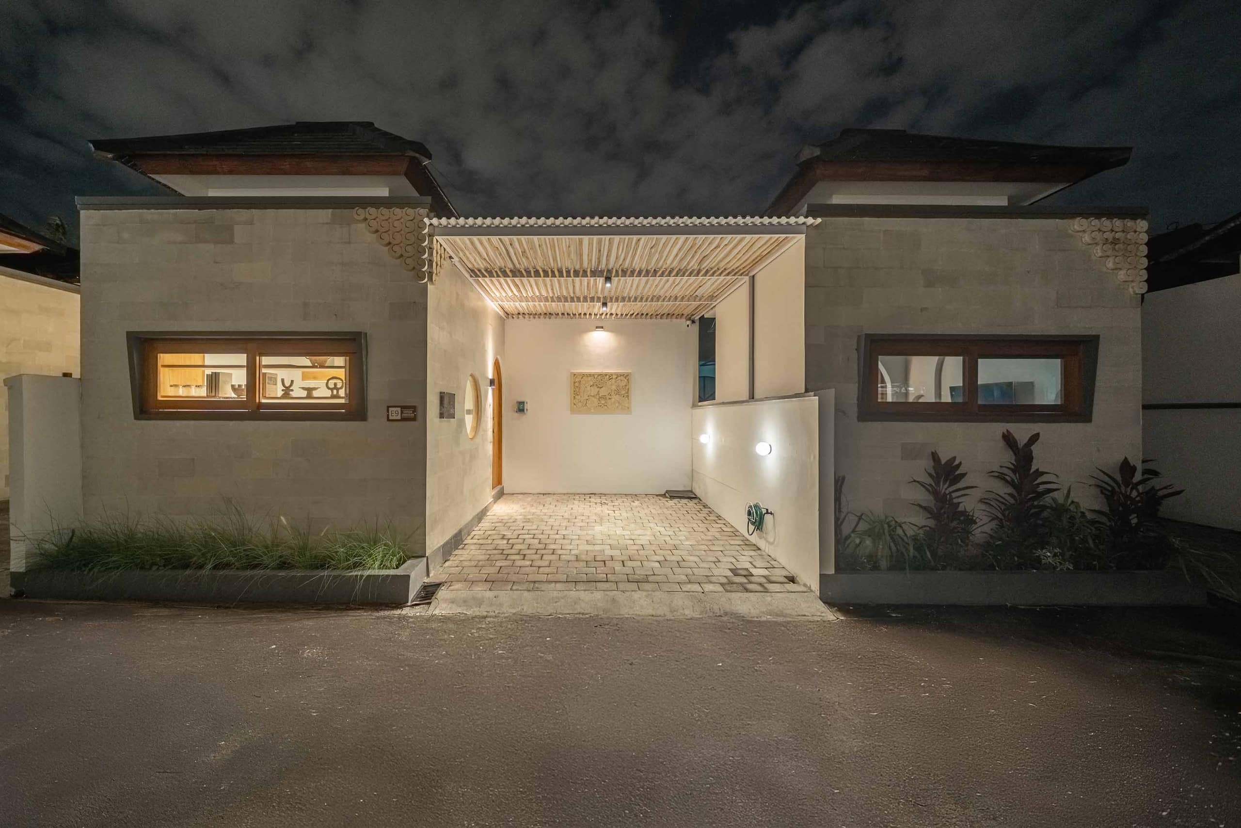 D’Amelia Jimbaran – Mediterranean Tropical Villa 31