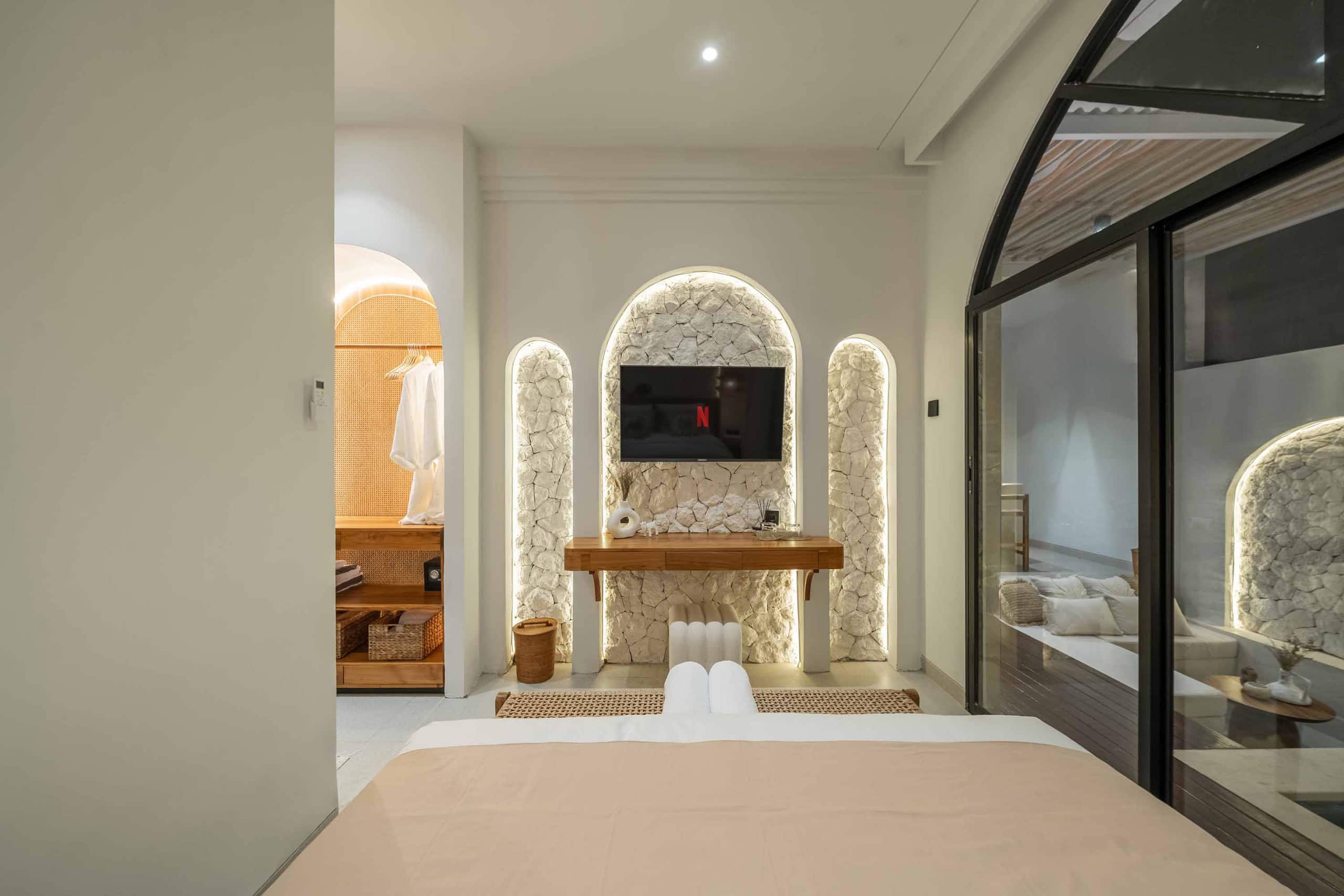 D’Amelia Jimbaran – Mediterranean Tropical Villa 24