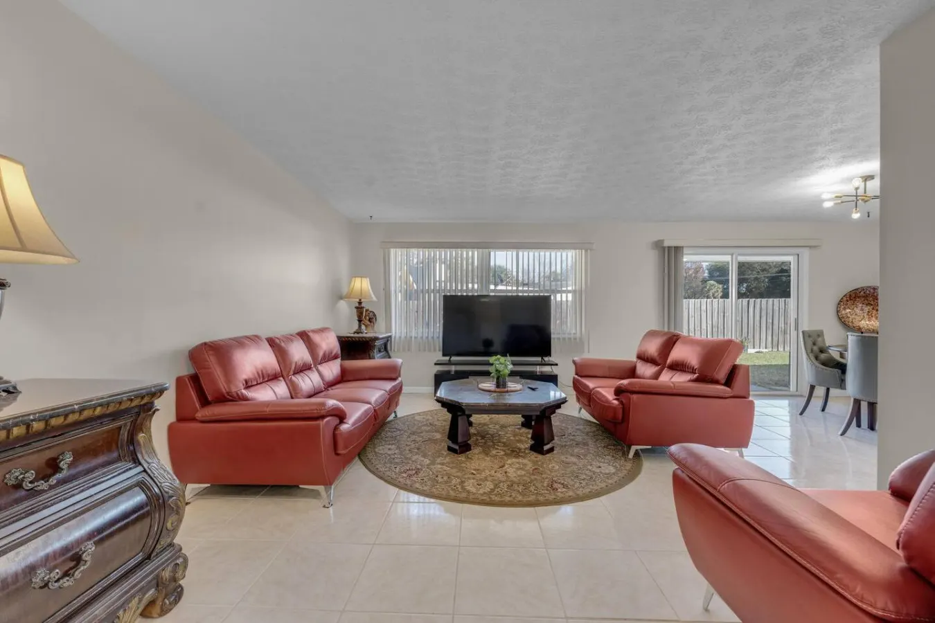 Prime Location cozy 3BR@ Beach and 295