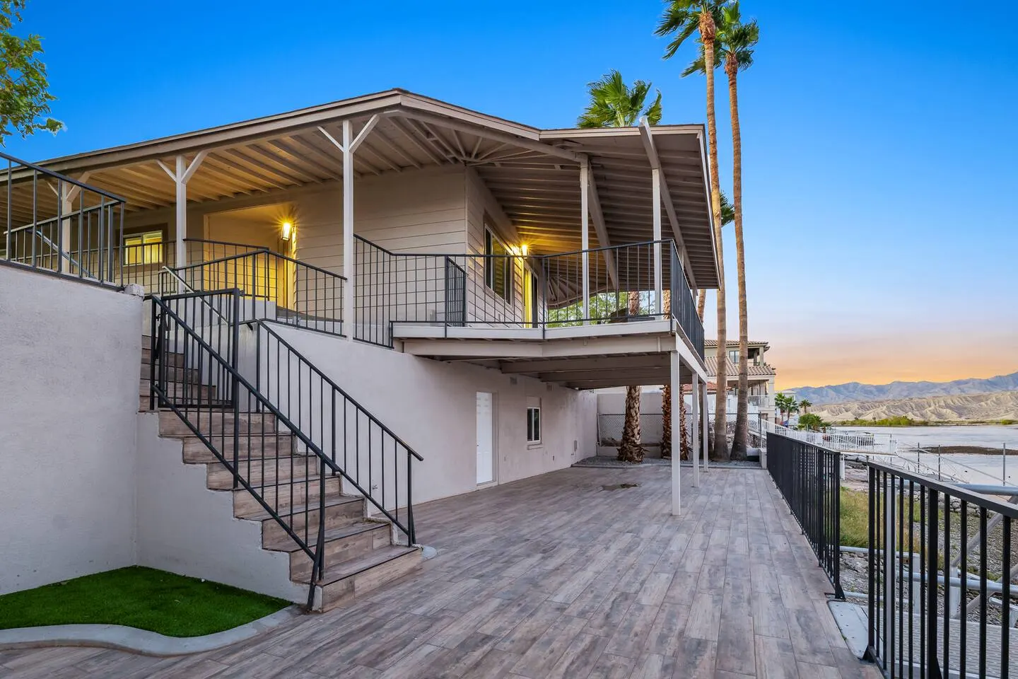 Horizon Villa 2bd 2ba Riverfront Game Room 13