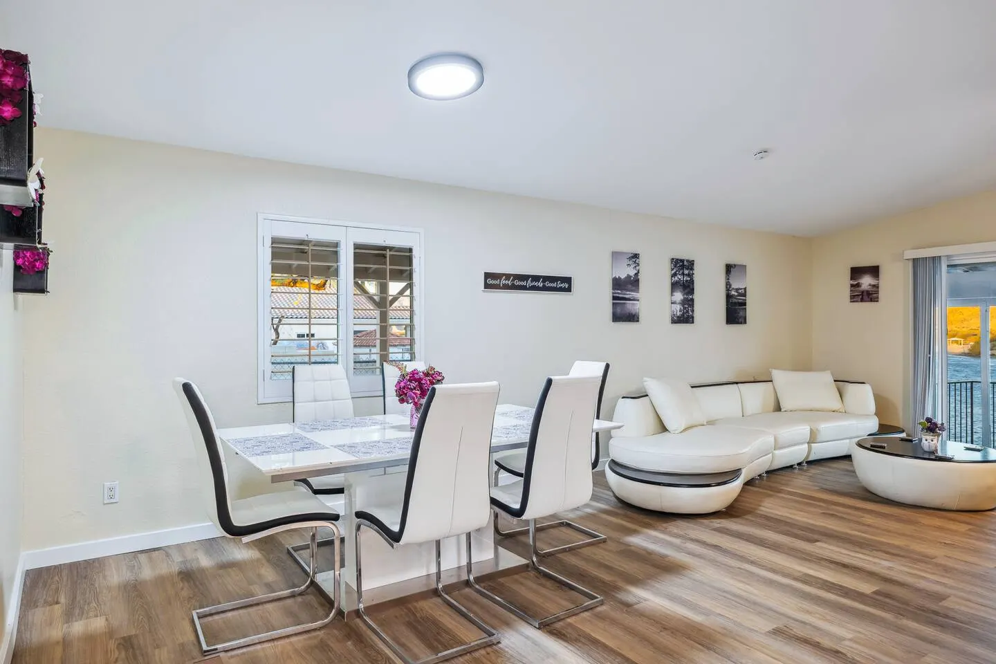 Horizon Villa 2bd 2ba Riverfront Game Room 18