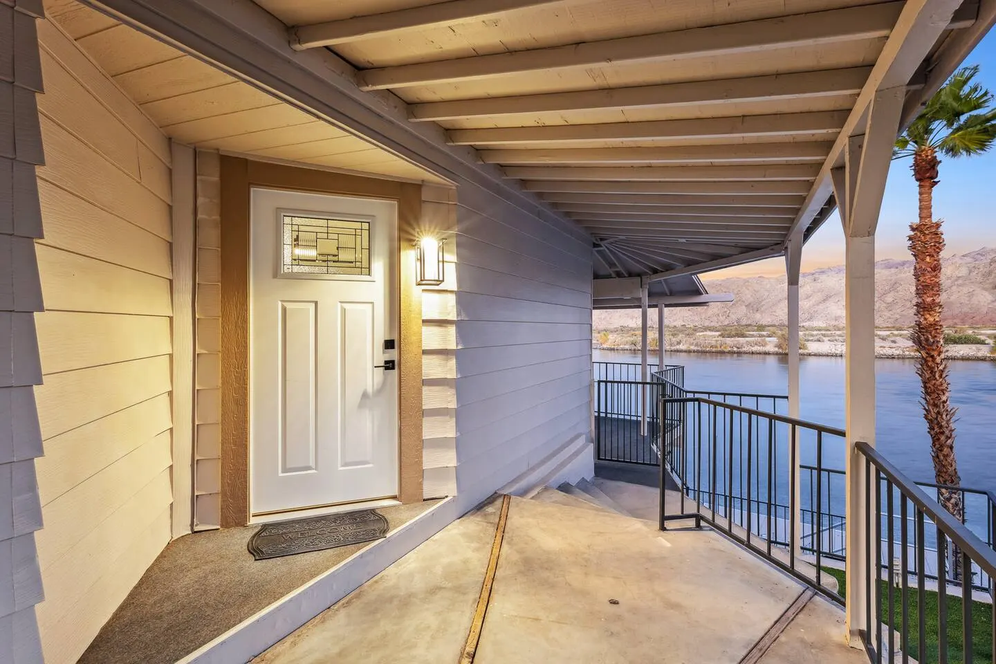 Horizon Villa 2bd 2ba Riverfront Game Room 6