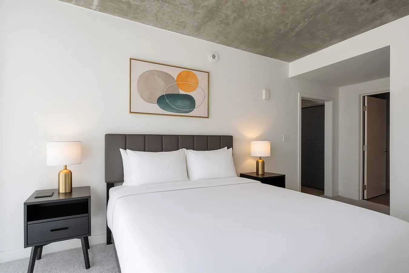 Vibrant 2BR Stay Pool, Sauna & Lounge P2 10