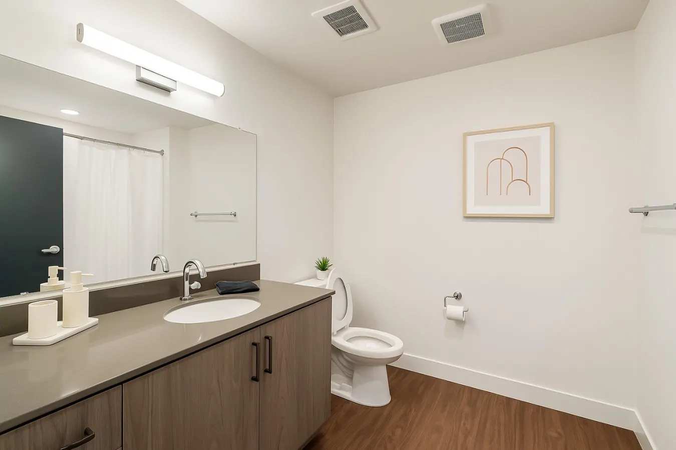 Vibrant 2BR Stay Pool, Sauna & Lounge P2 14