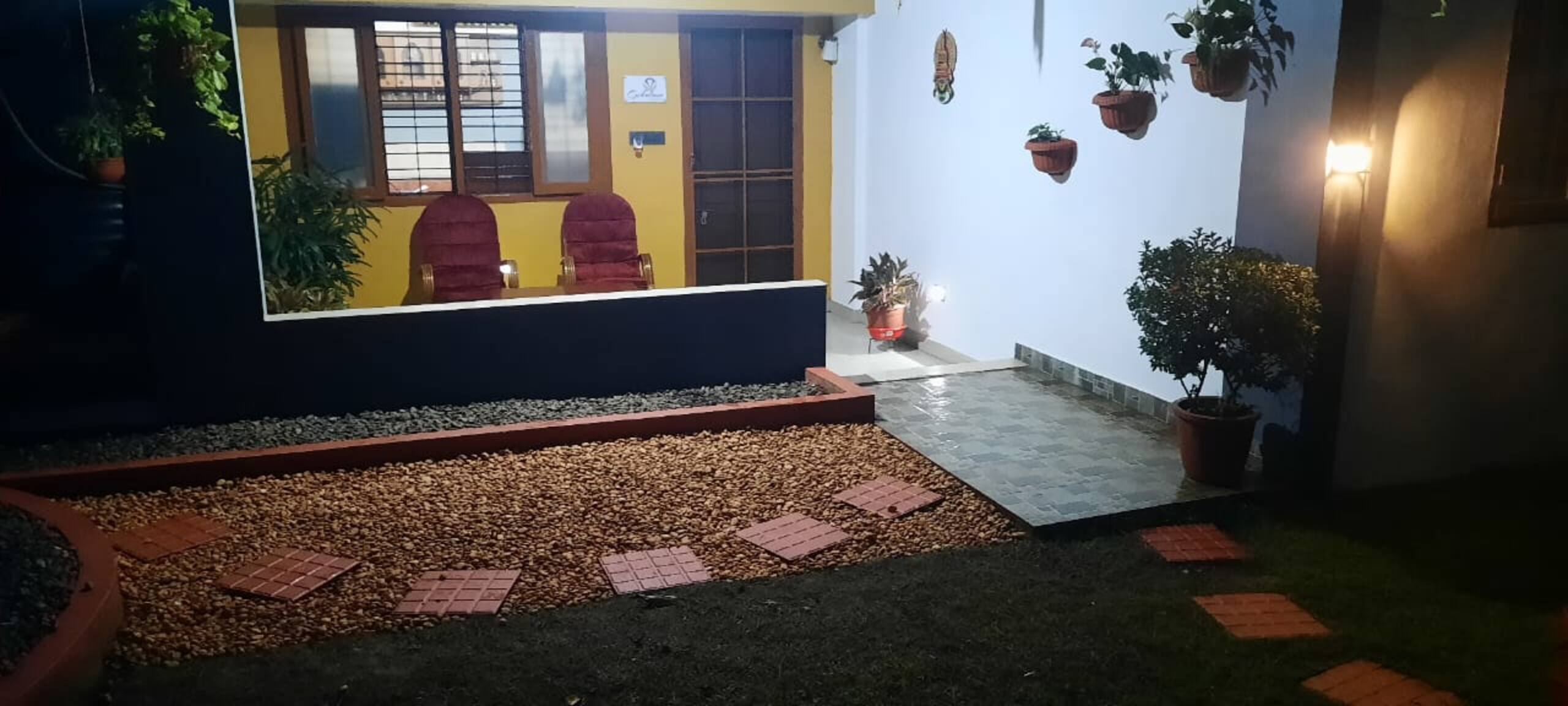 Gokulam Home {Full Property} Beach 8