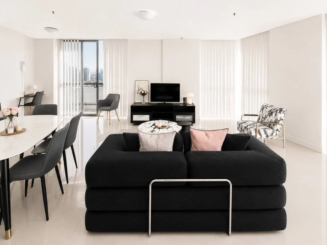 Stylish 2BR Apartment in Parramatta