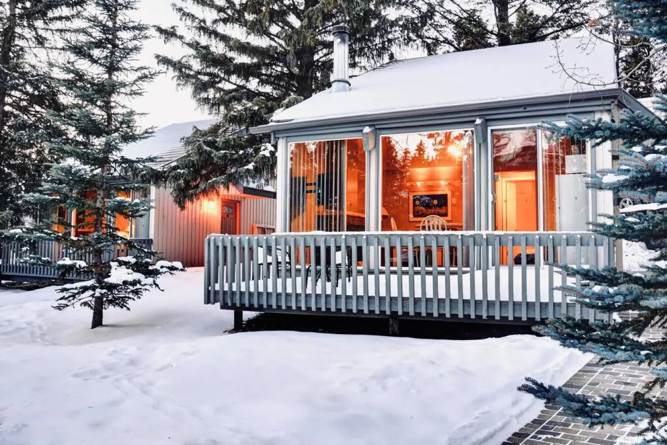 Cozy 3 Bed Mountain Cabin Loft Pool + EPIC views! — photo 2