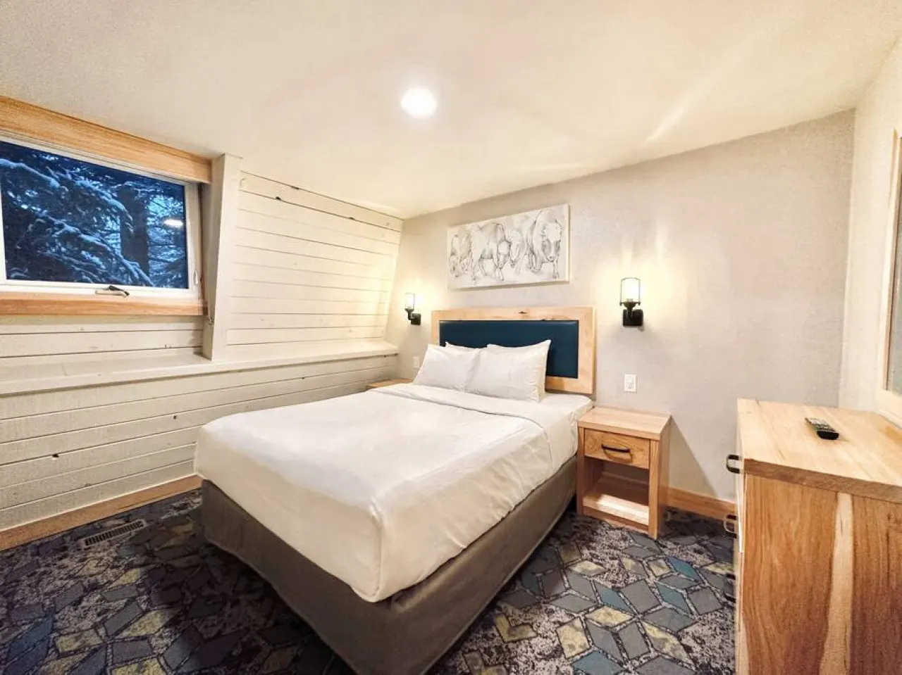 Cozy 3 Bed Mountain Cabin Loft Pool + EPIC views! — photo 4