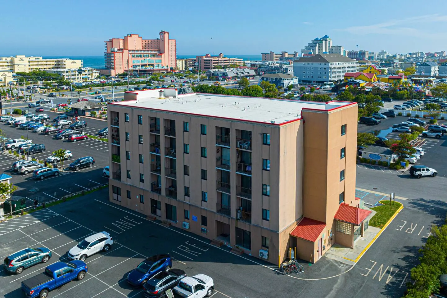 Walk to the Beach & Boardwalk! 2 BDR Family Condo! - Apartment 2