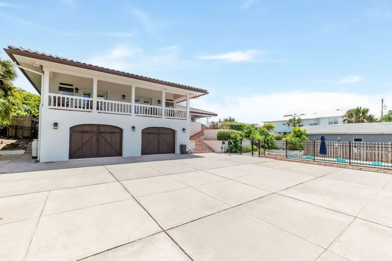 Island Time Stunning Oceanfront Home + Heated Pool & Spa 7