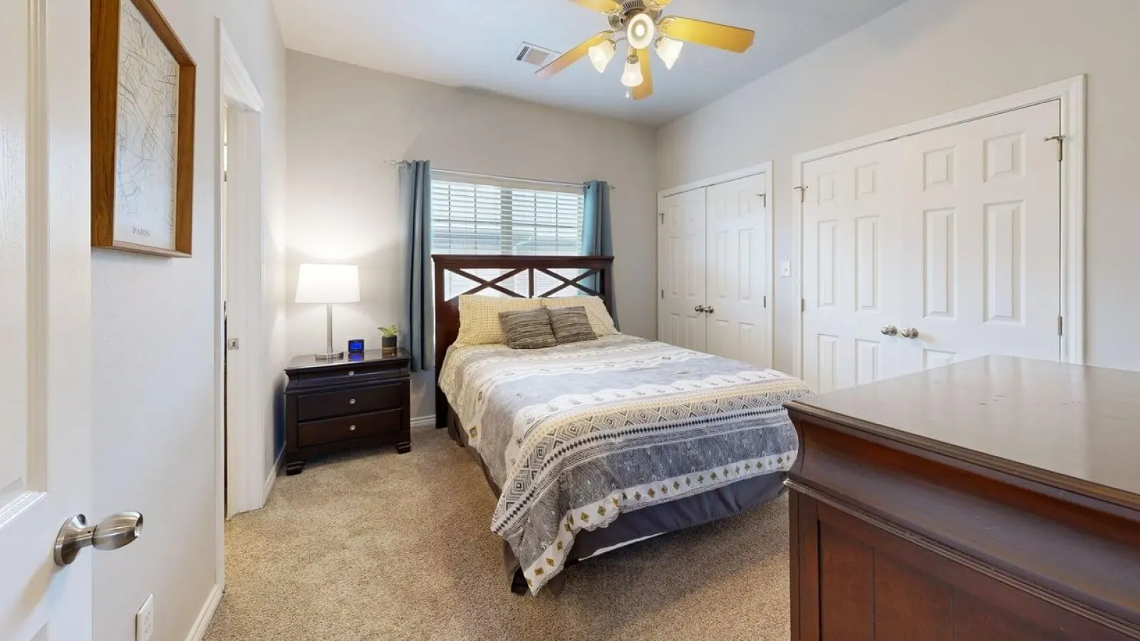 University Place - 3.5 miles to Kyle Field, Pool access! 14