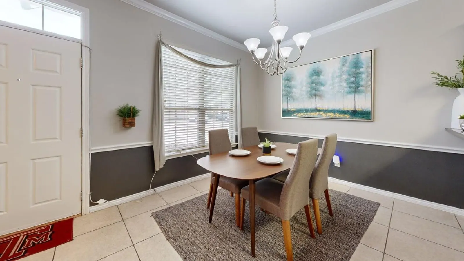 University Place - 3.5 miles to Kyle Field, Pool access! 8