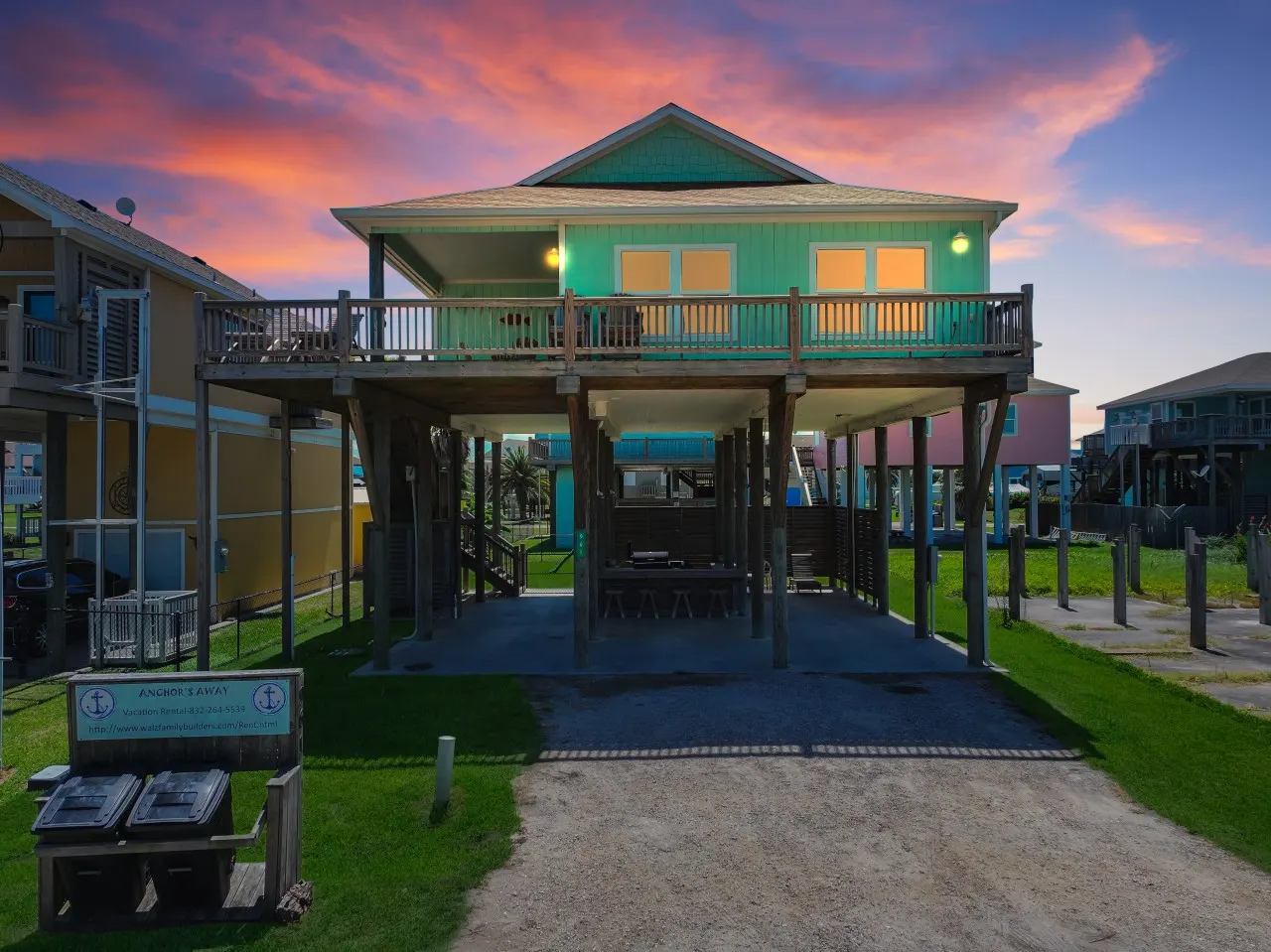 Anchors Away, Crystal Beach, Bolivar Peninsula, Sleeps 10, Fenced Back Yard, 3 Bedrooms, Play Set, Walk to Beach, In Tow 13