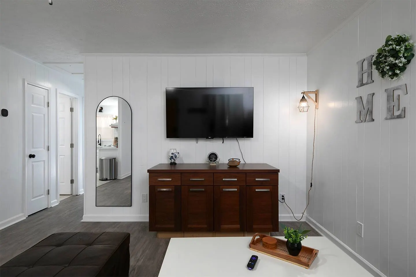 Rustic Retreat w 2 King Beds 9