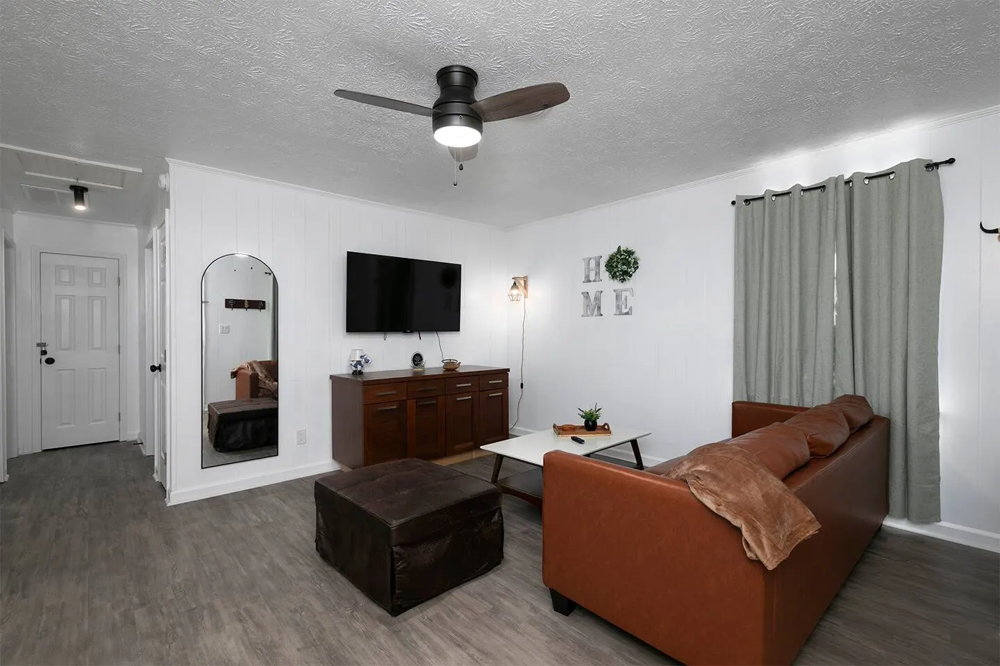 Rustic Retreat w 2 King Beds 7