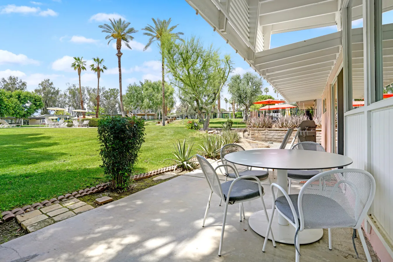 Villa Rosa: Mid Century, Luxury IW Community — photo 4