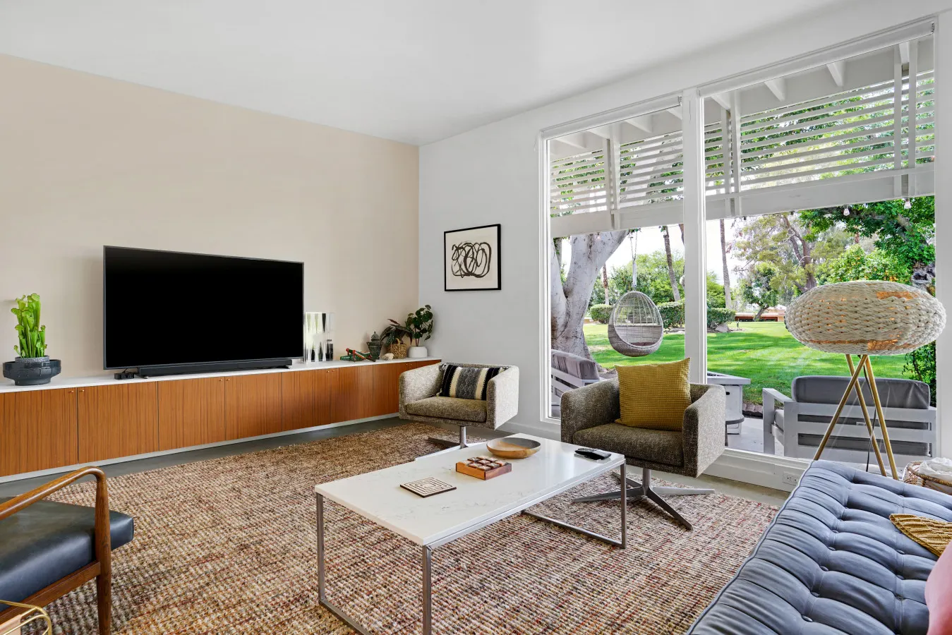 Villa Rosa: Mid Century, Luxury IW Community 6