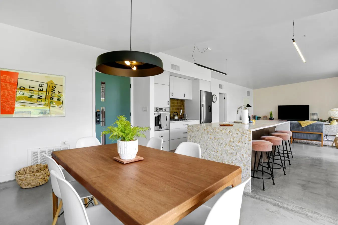Villa Rosa: Mid Century, Luxury IW Community 8