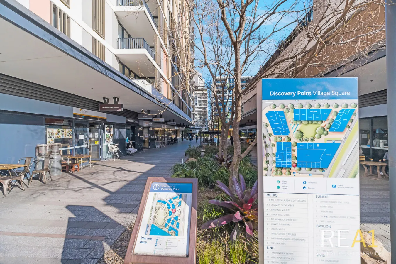 Wolli Creek 2BR Station, Airport, Pool + Parking 17