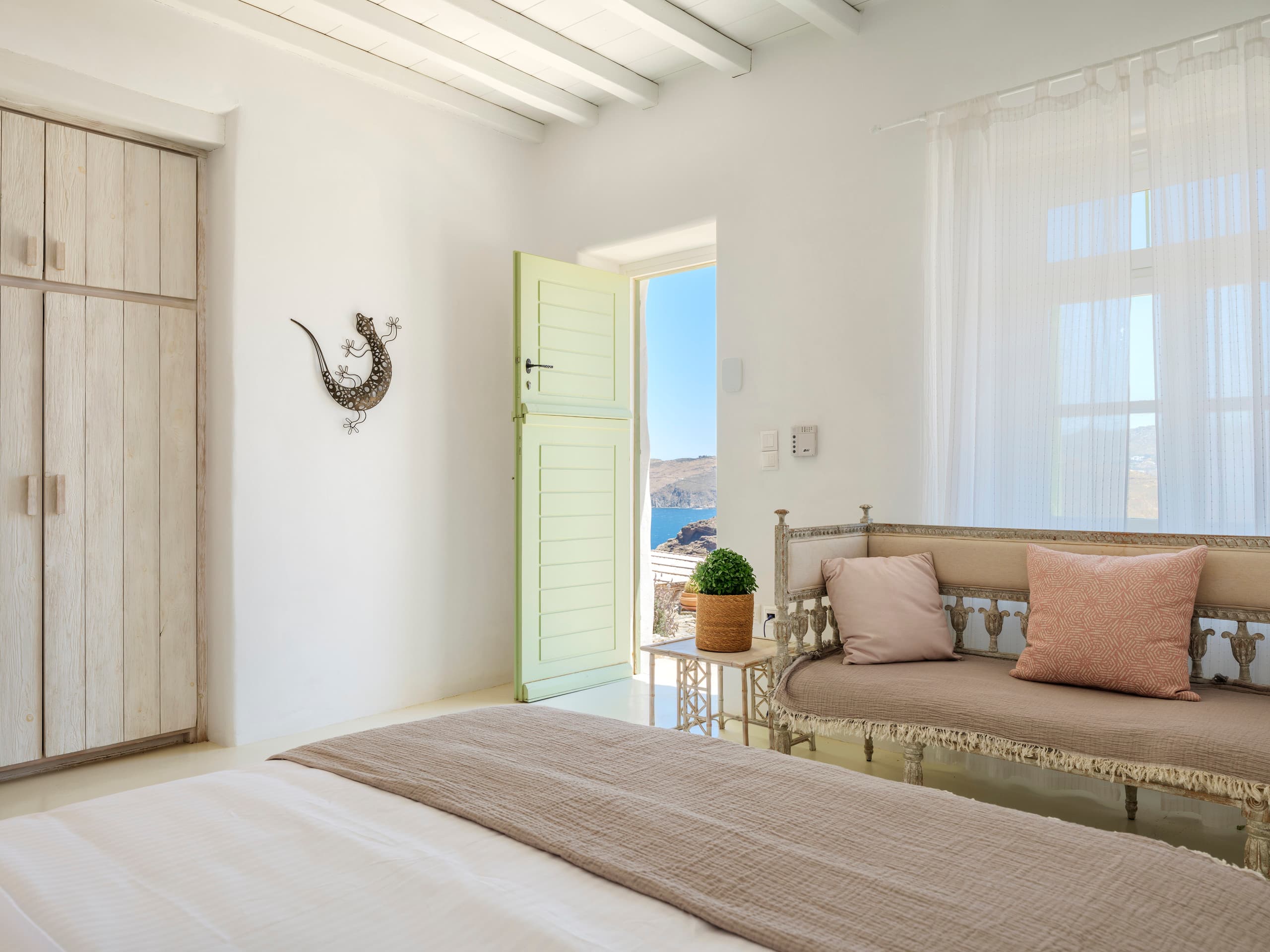 Vinara Cycladic Villa 29