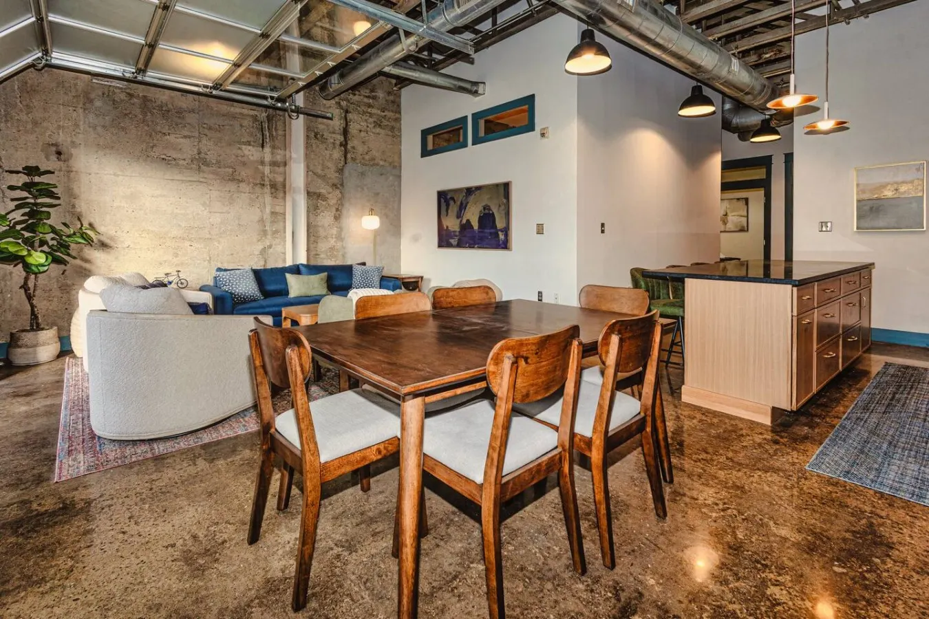 Jackson Ave Indoor-Outdoor Patio+2 Free parking 7