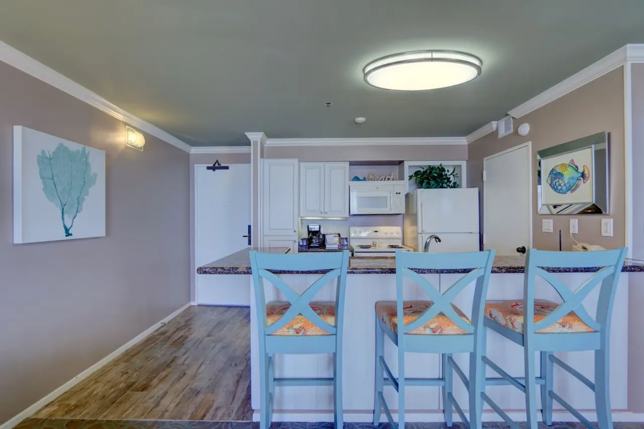 Gorgeous San Luis Condo! Amazing Pool & Amenities 5