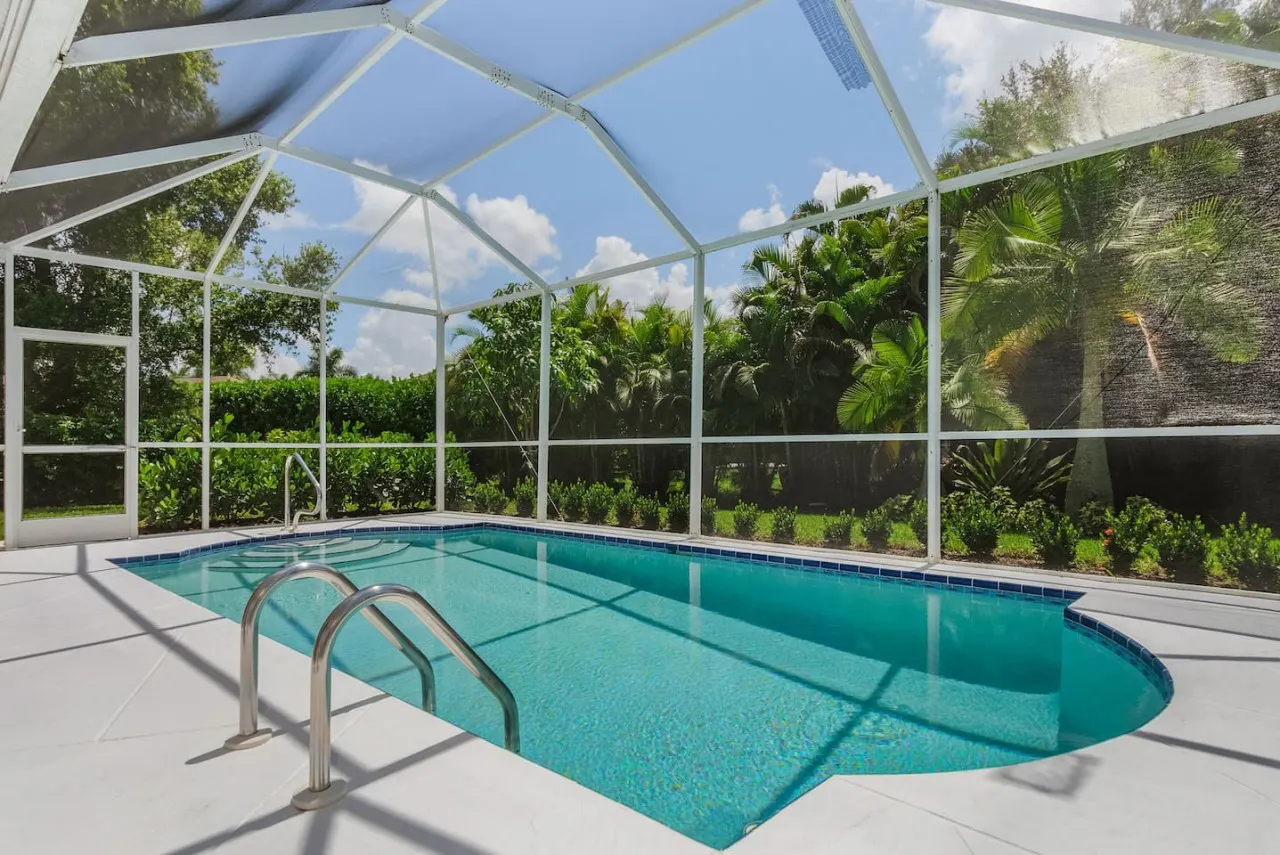 Blue Bayou Oasis * Luxury Pool Home & Sunshine! Sunrise Pool Views 9