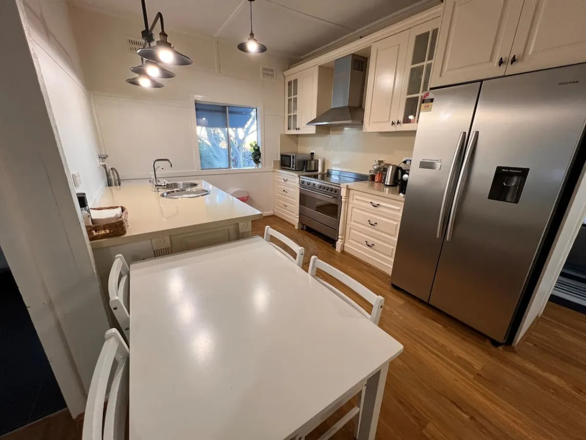Pine Hill Cottage - shabby chic & peaceful haven 5