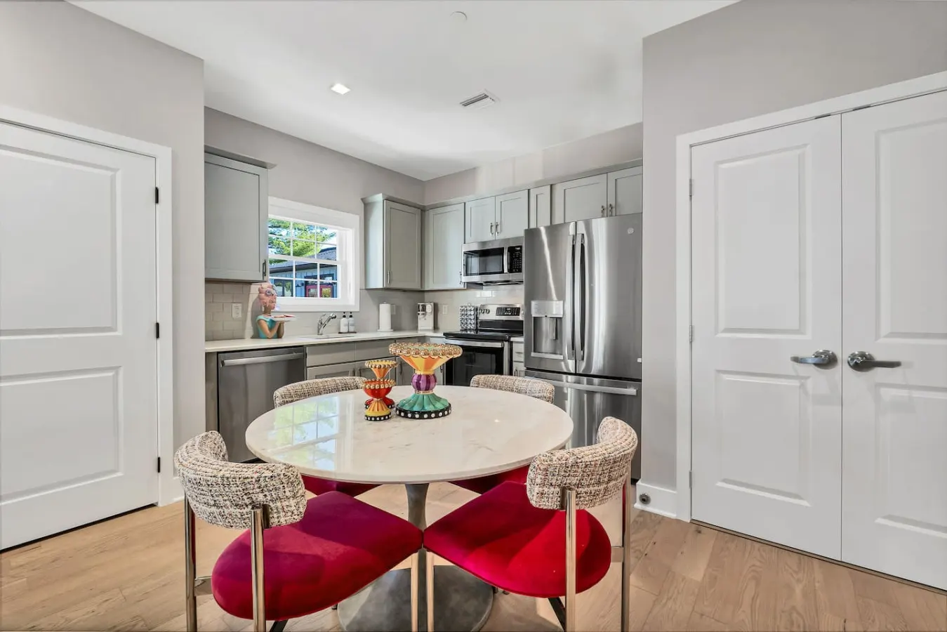 The Ice Cream Parlor Penthouse Suite 15