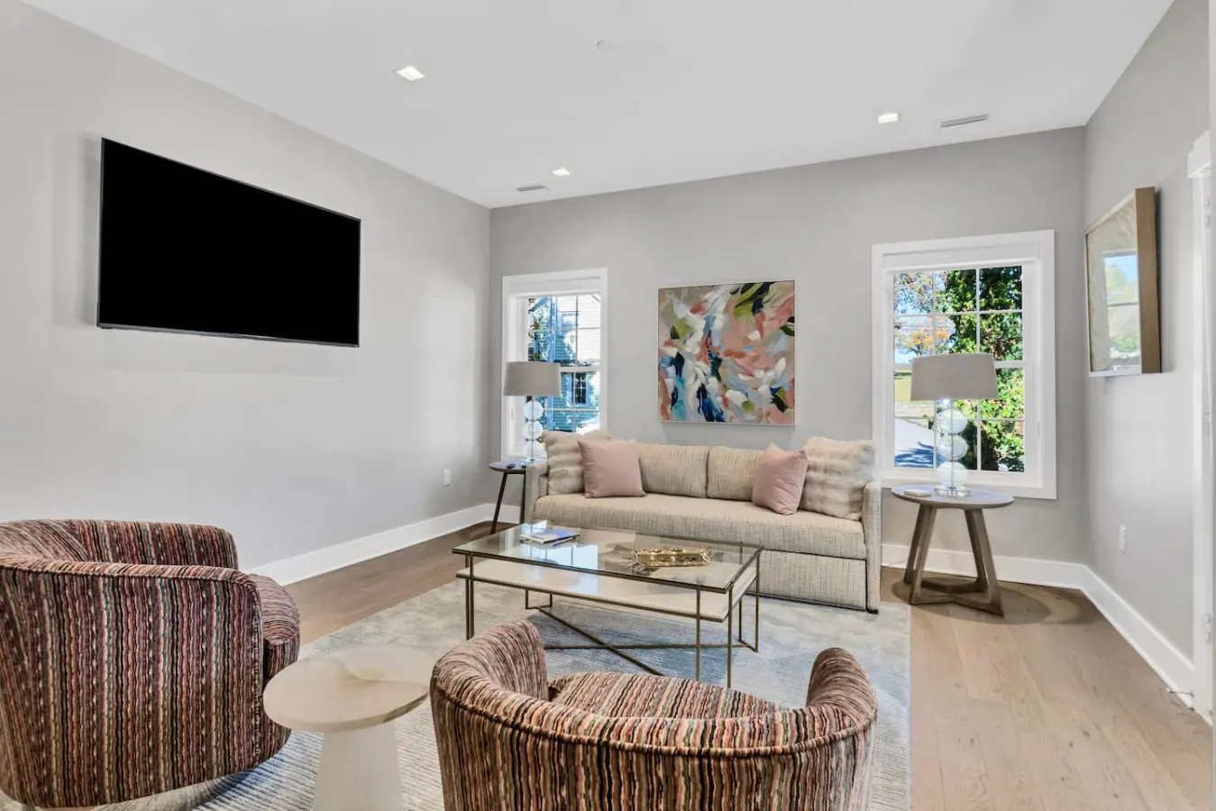 The Ice Cream Parlor Penthouse Suite 16