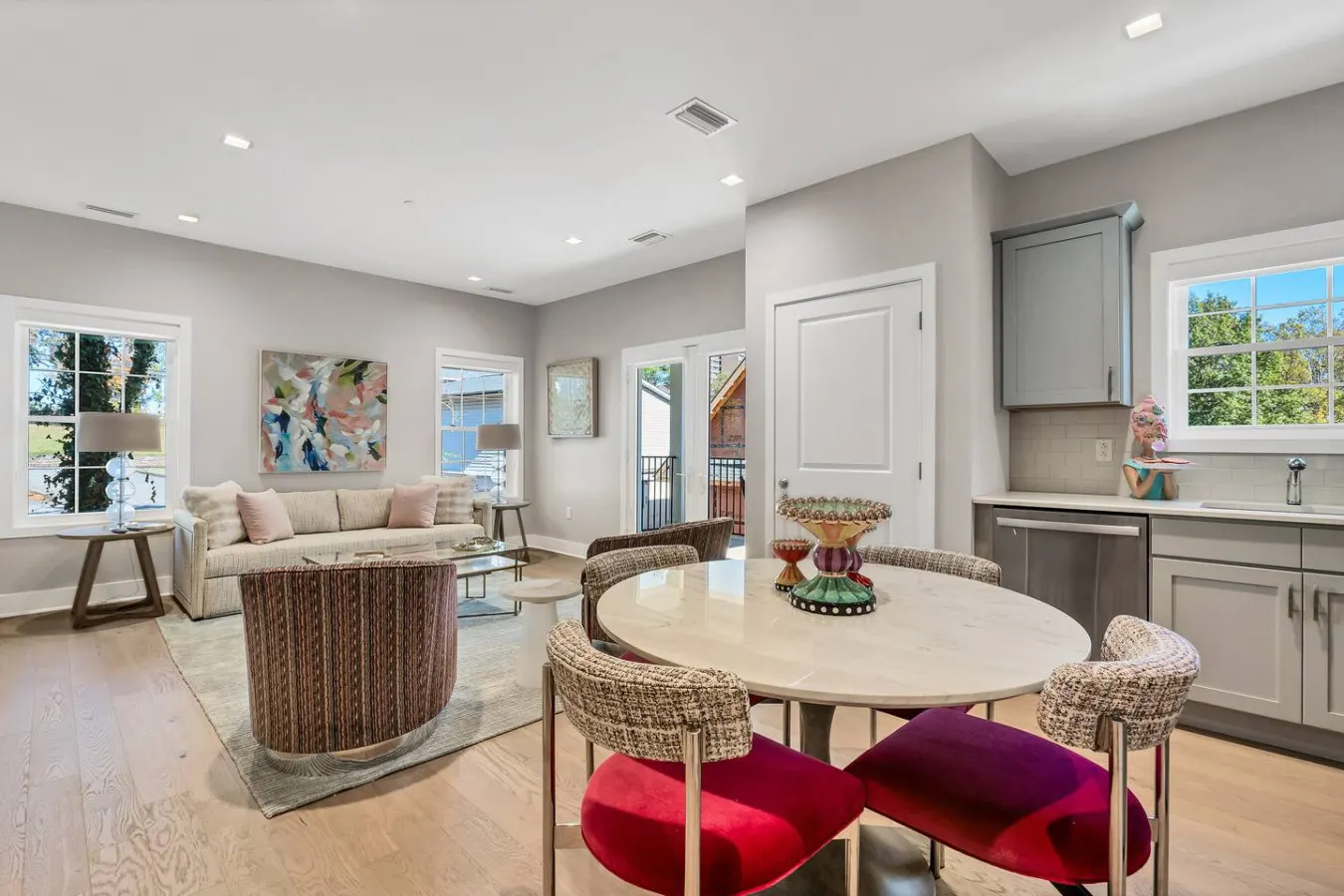 The Ice Cream Parlor Penthouse Suite 17