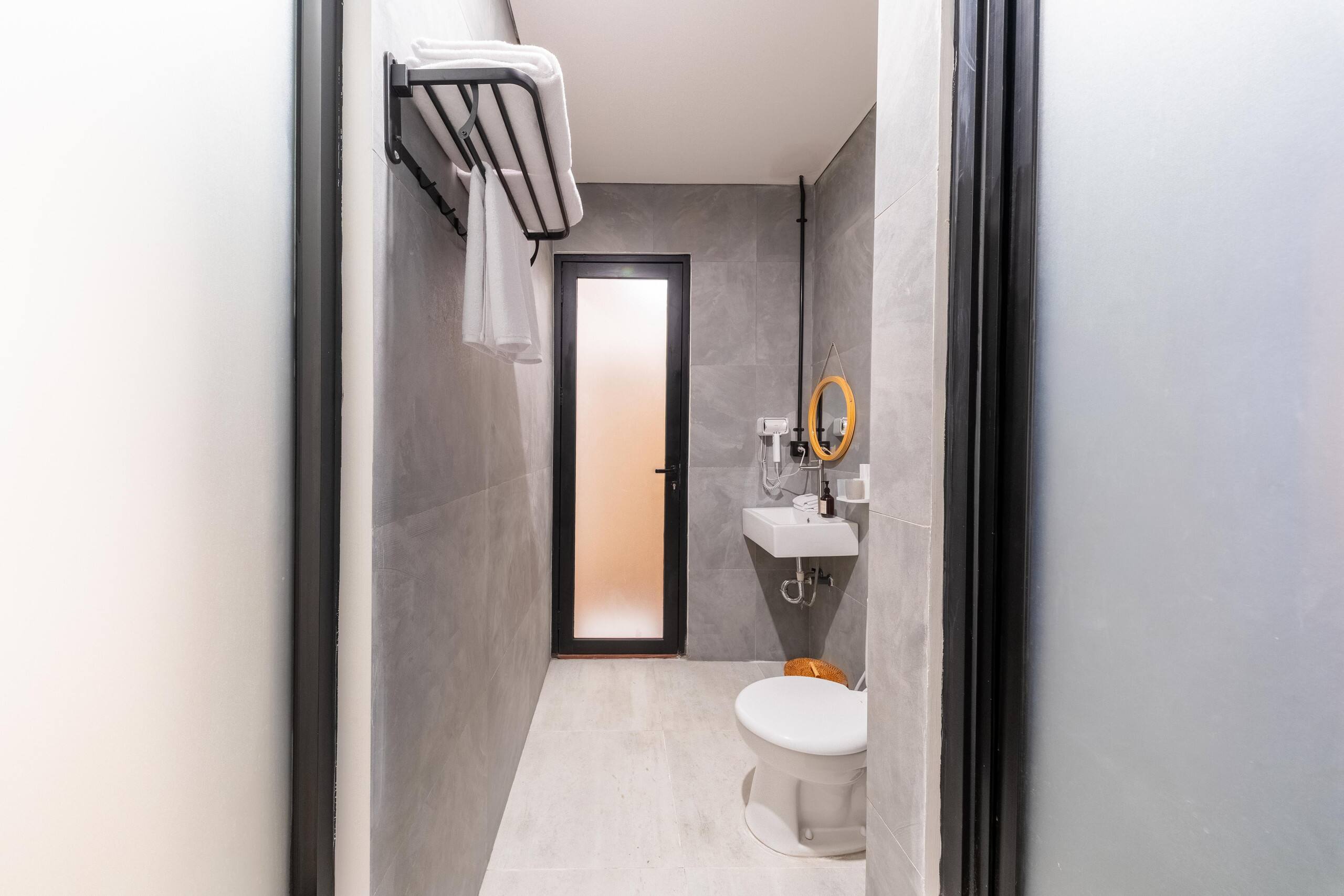 Digital Nomad Stay – Ensuite Room near Best Clubs 29
