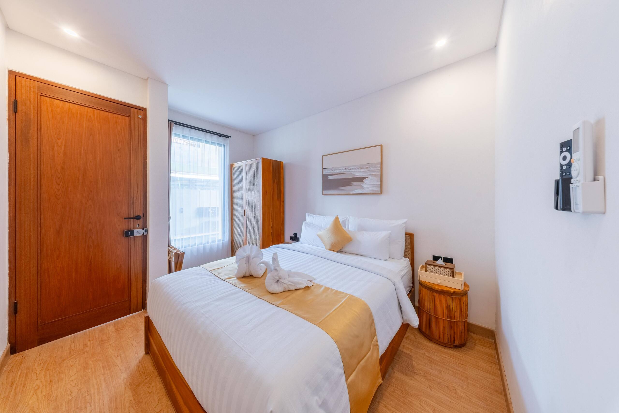 Digital Nomad Stay – Ensuite Room near Best Clubs 35