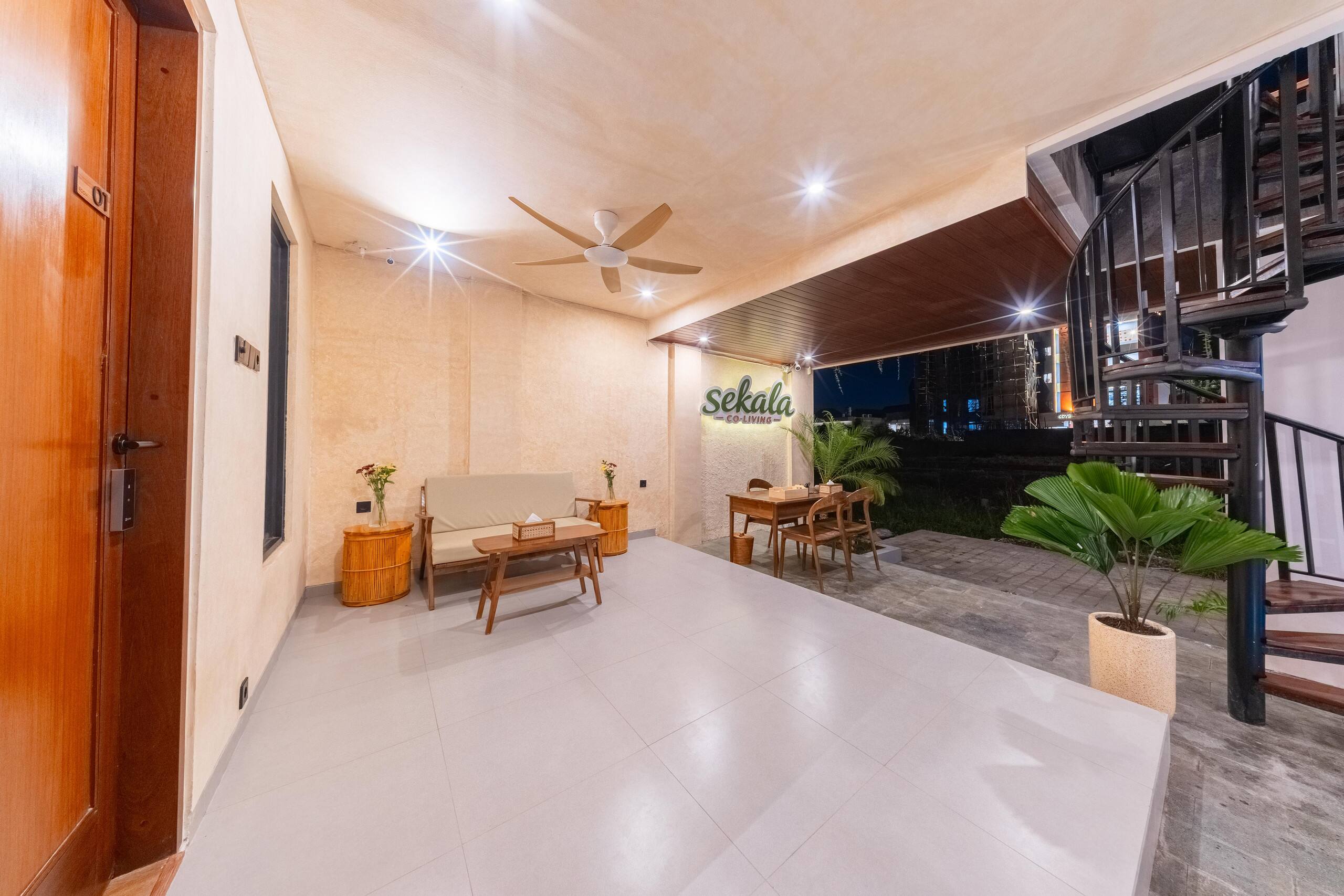 Digital Nomad Stay – Ensuite Room near Best Clubs 14