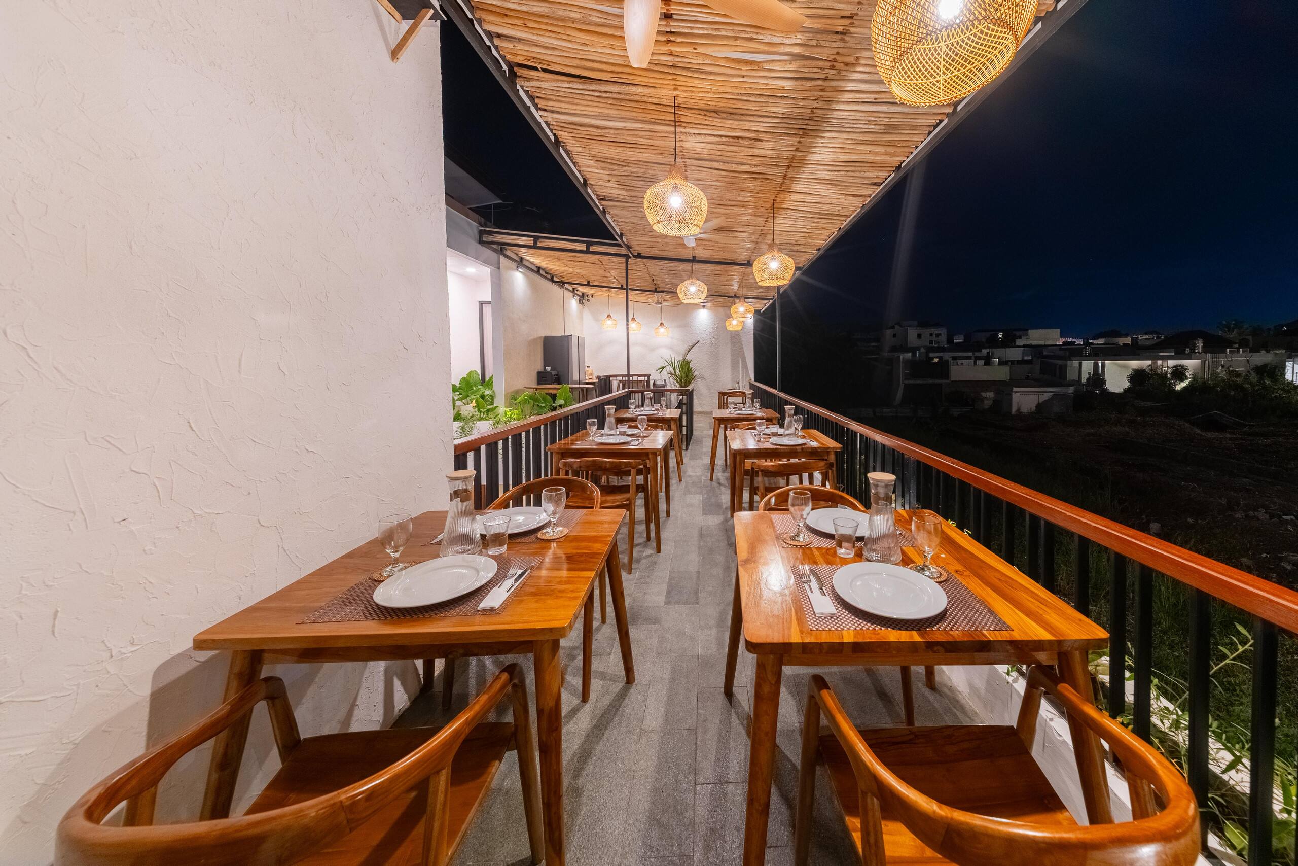 Digital Nomad Stay – Ensuite Room near Best Clubs 6