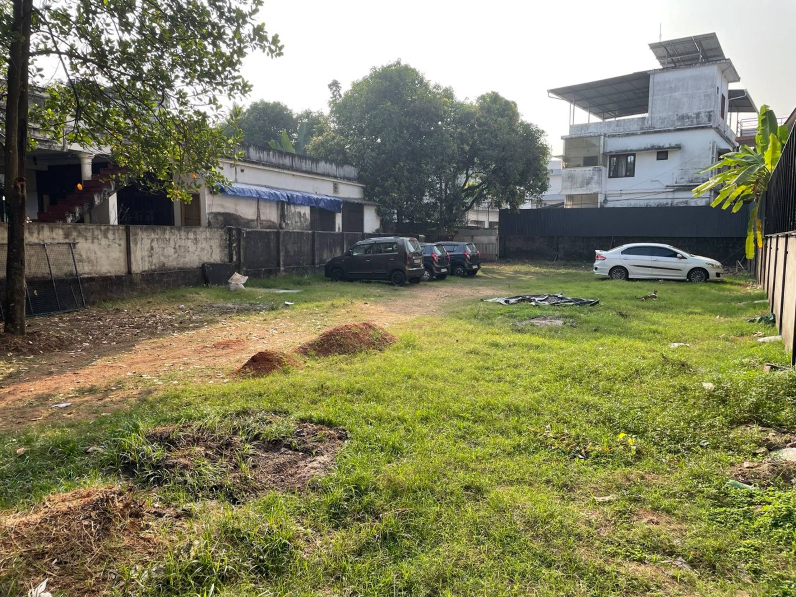 Urban Loft 1BHK 201 10 min to Lulu w/ greenery 36