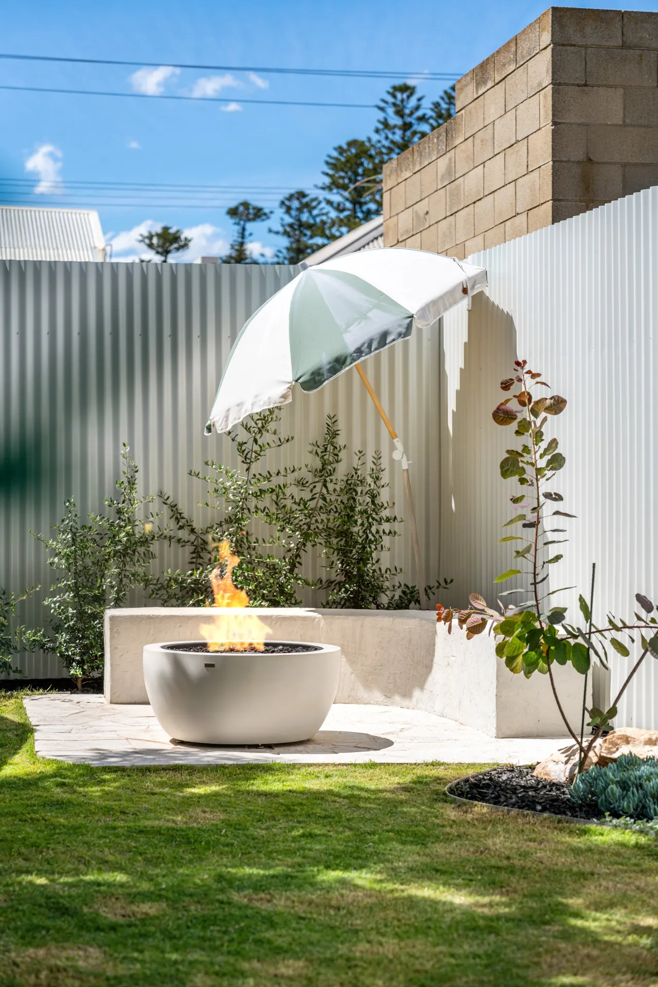 Marseille—Indoor-outdoor Living by the Beach — photo 2