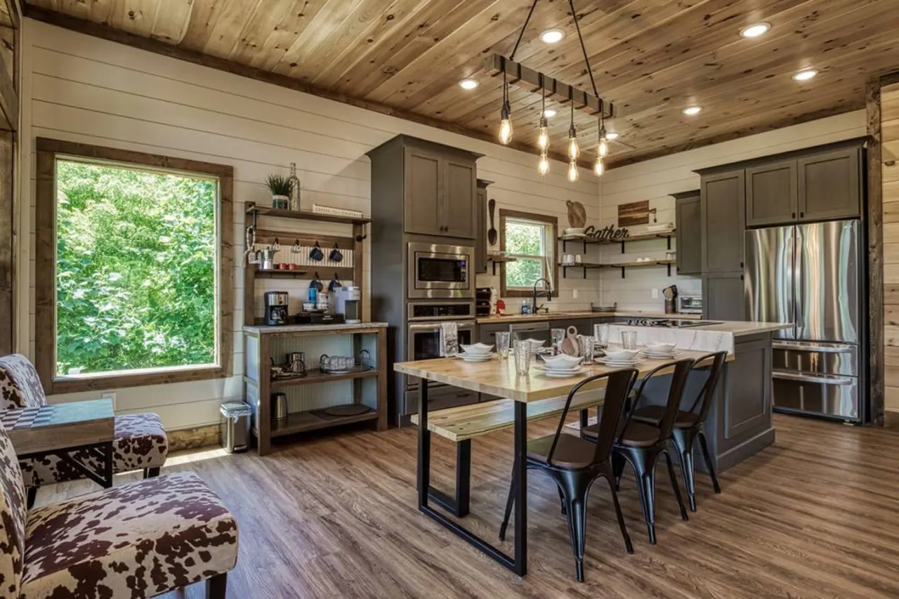 Brand New Modern Mountain Chalet 10