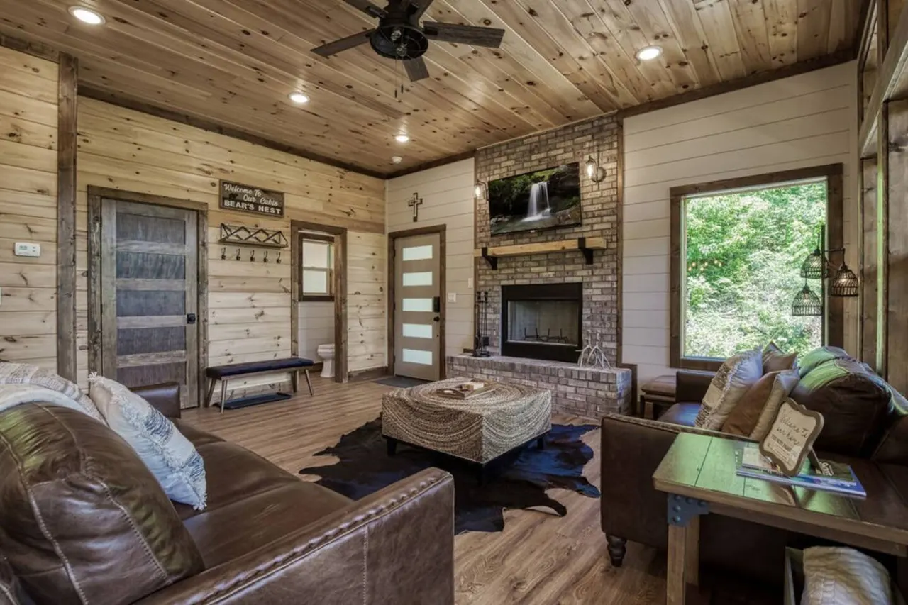 Brand New Modern Mountain Chalet 8