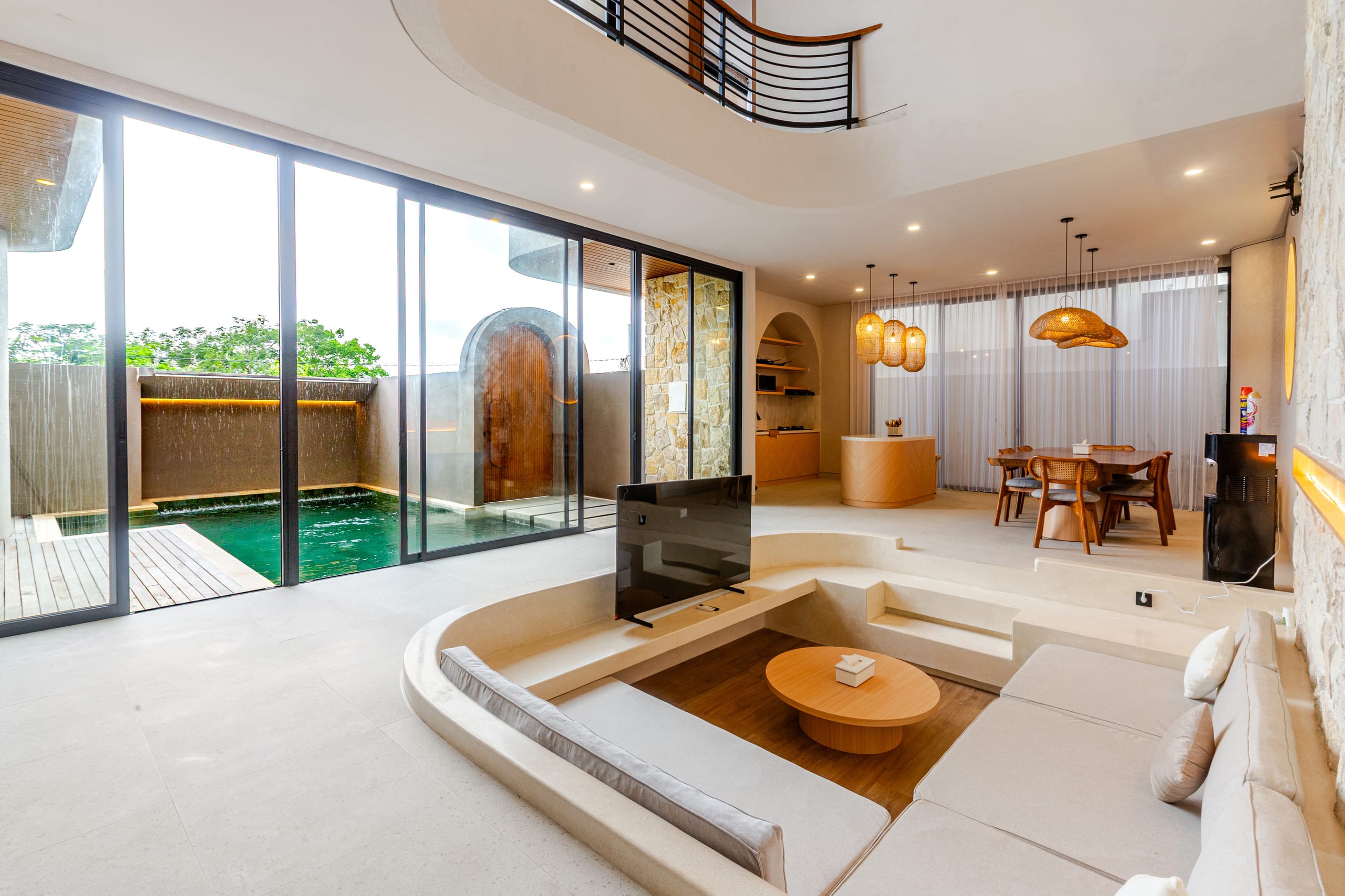 3 BR Villa Mediterania with Ocean View in Ungasan — photo 2