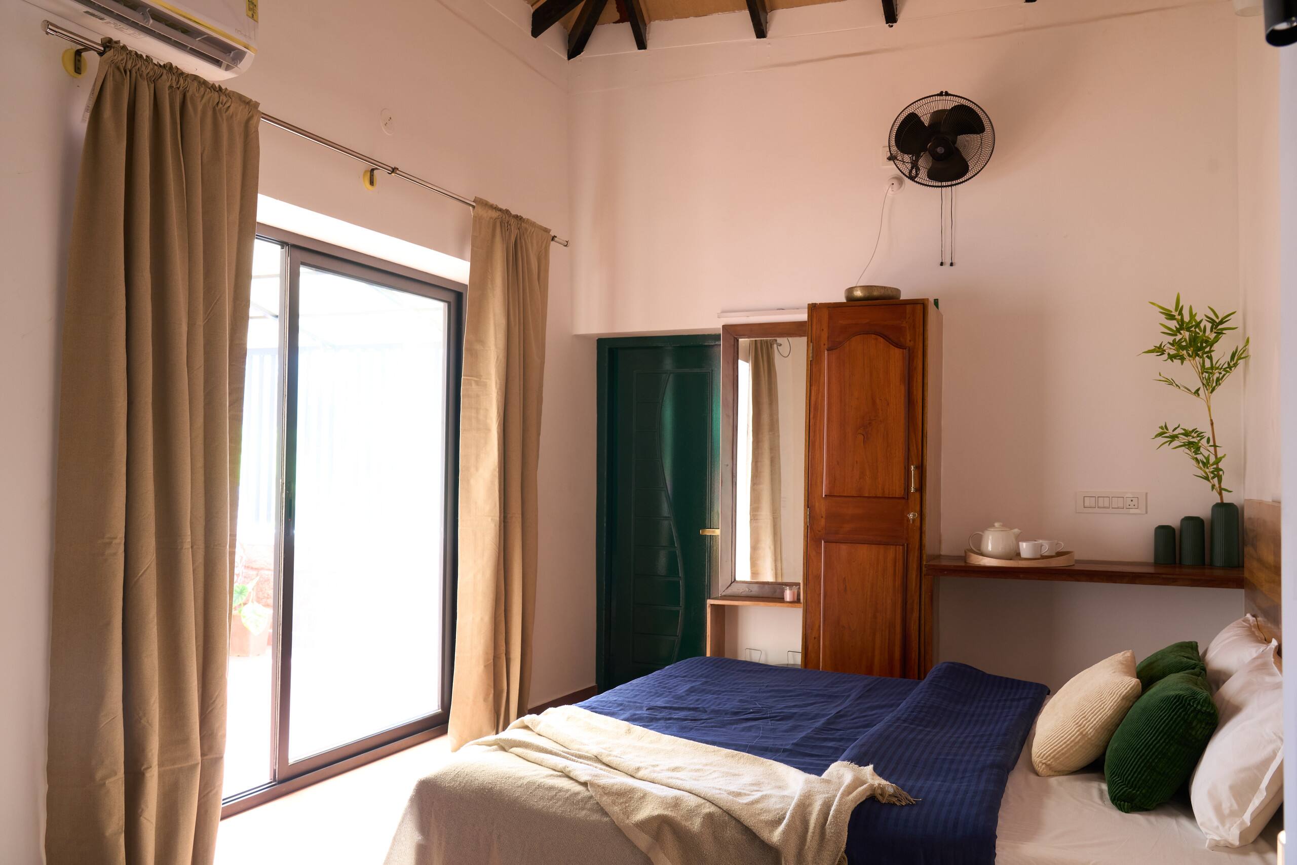 Notu by Raho Secluded Villa with Estate View 13