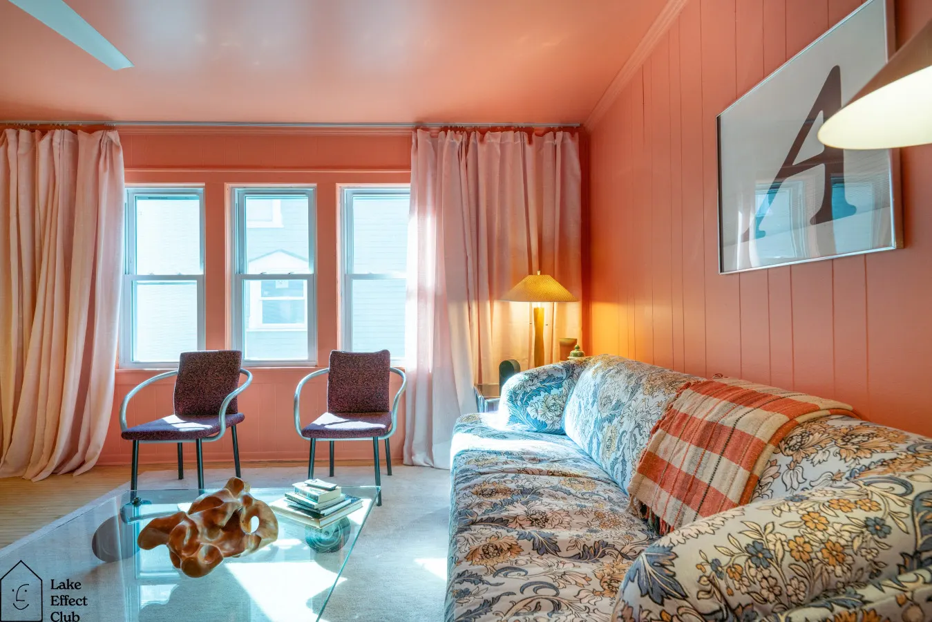 2BR Flat Near Brady St Lake Effect: The Sidney 12