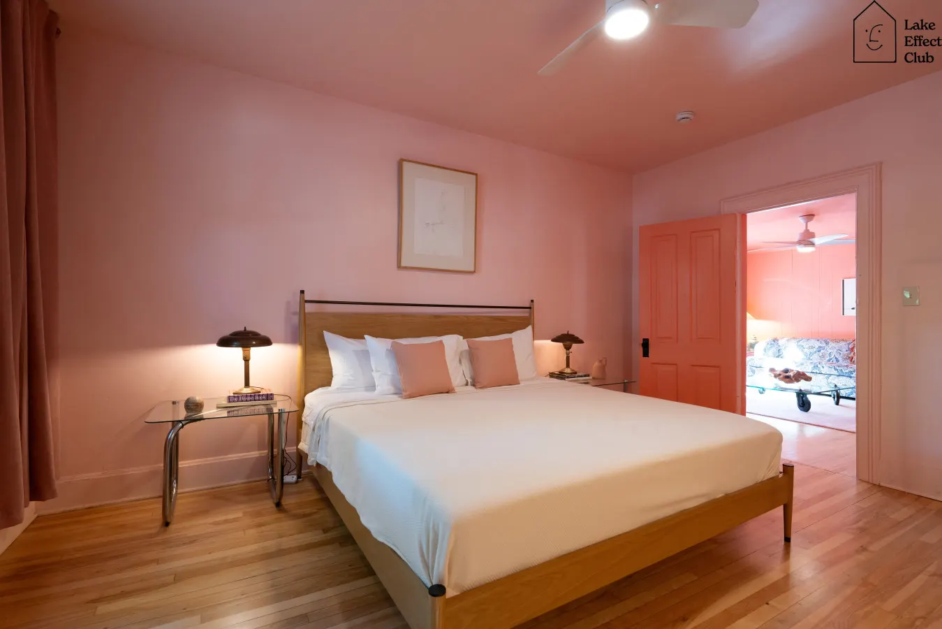 2BR Flat Near Brady St Lake Effect: The Sidney 15