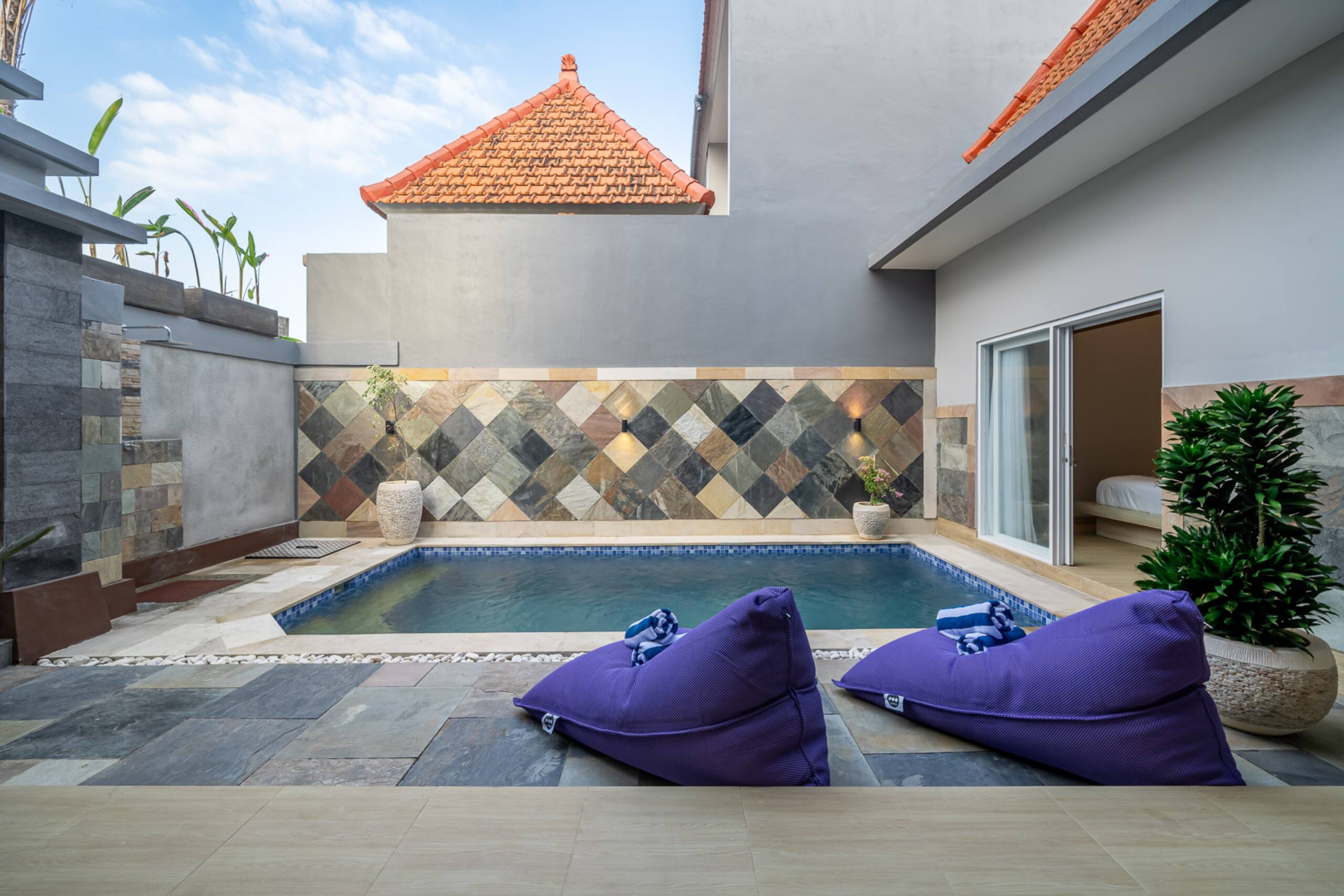 Q LA Villa 4 . 2BR Spacious Pool Villa for Family 6