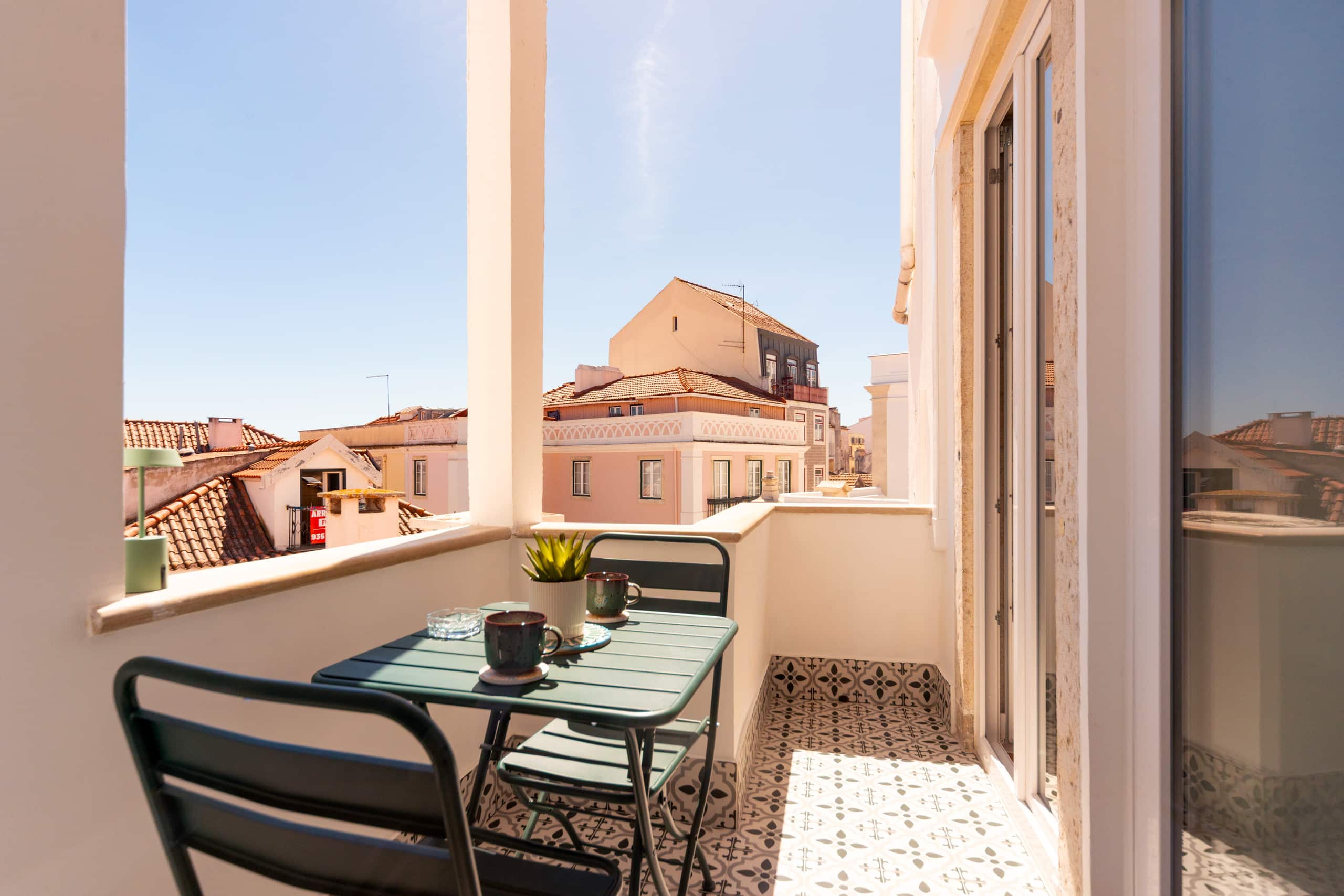 Estrela in the center of Lisbon, terrace & view of the Tagus 40