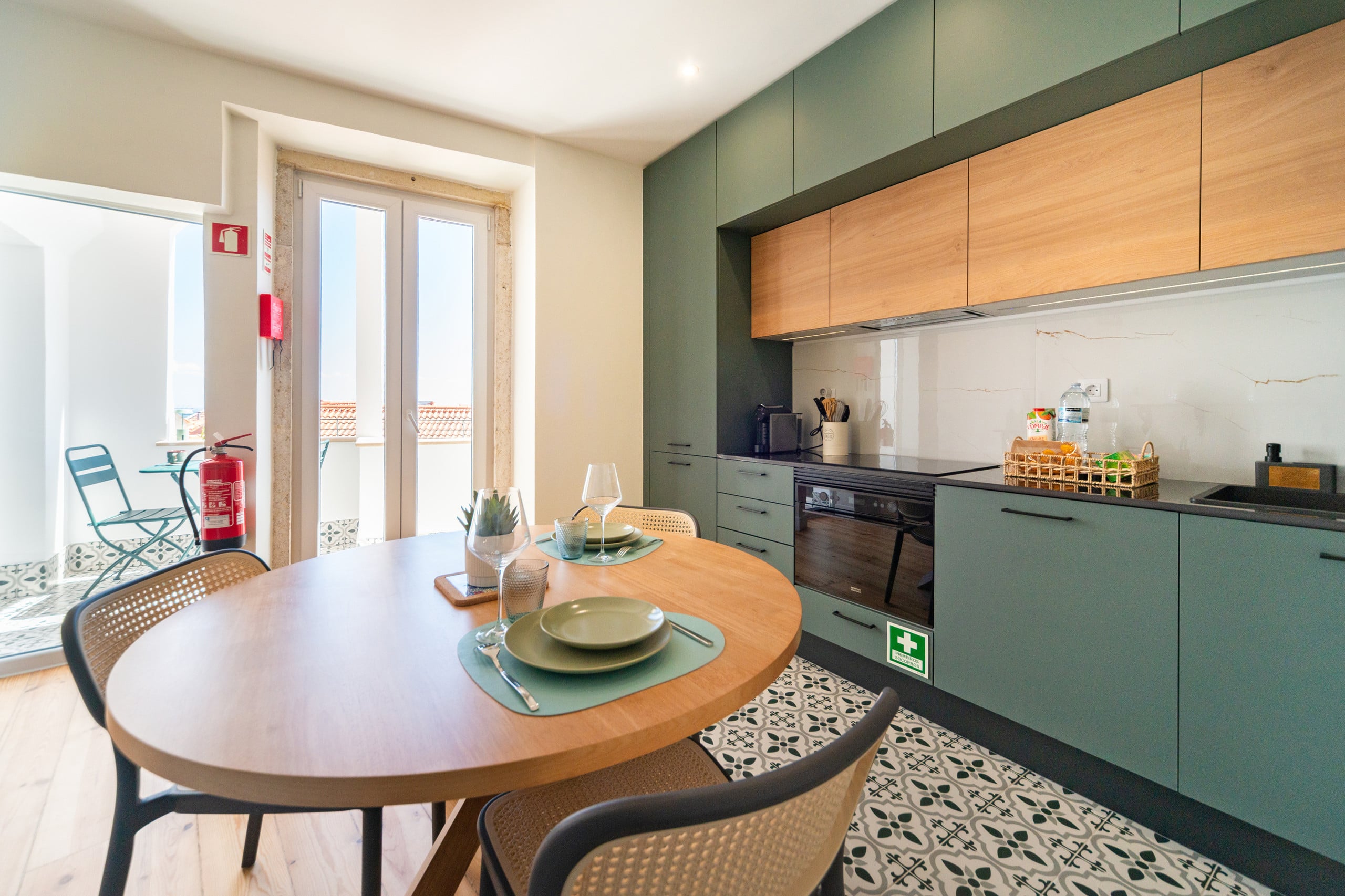 Estrela in the center of Lisbon, terrace & view of the Tagus 5