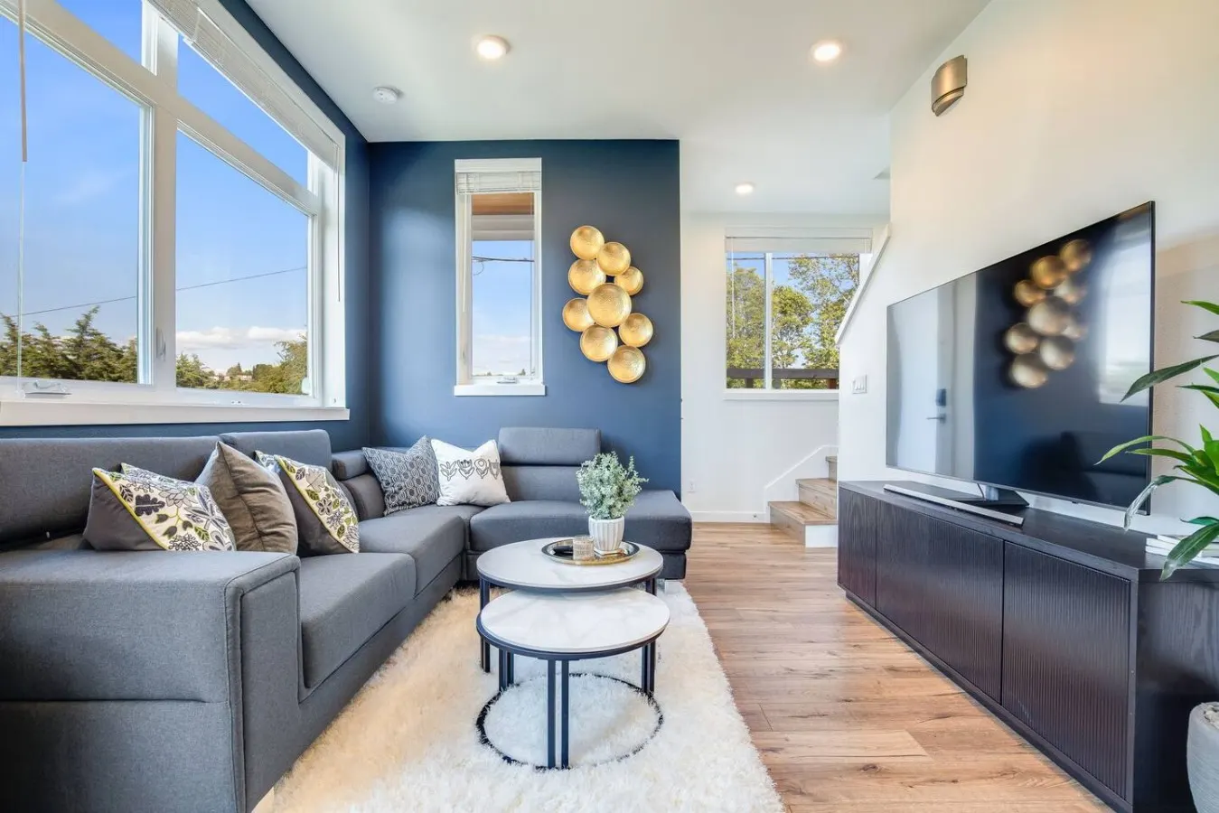 Stylish & Central Haven 9