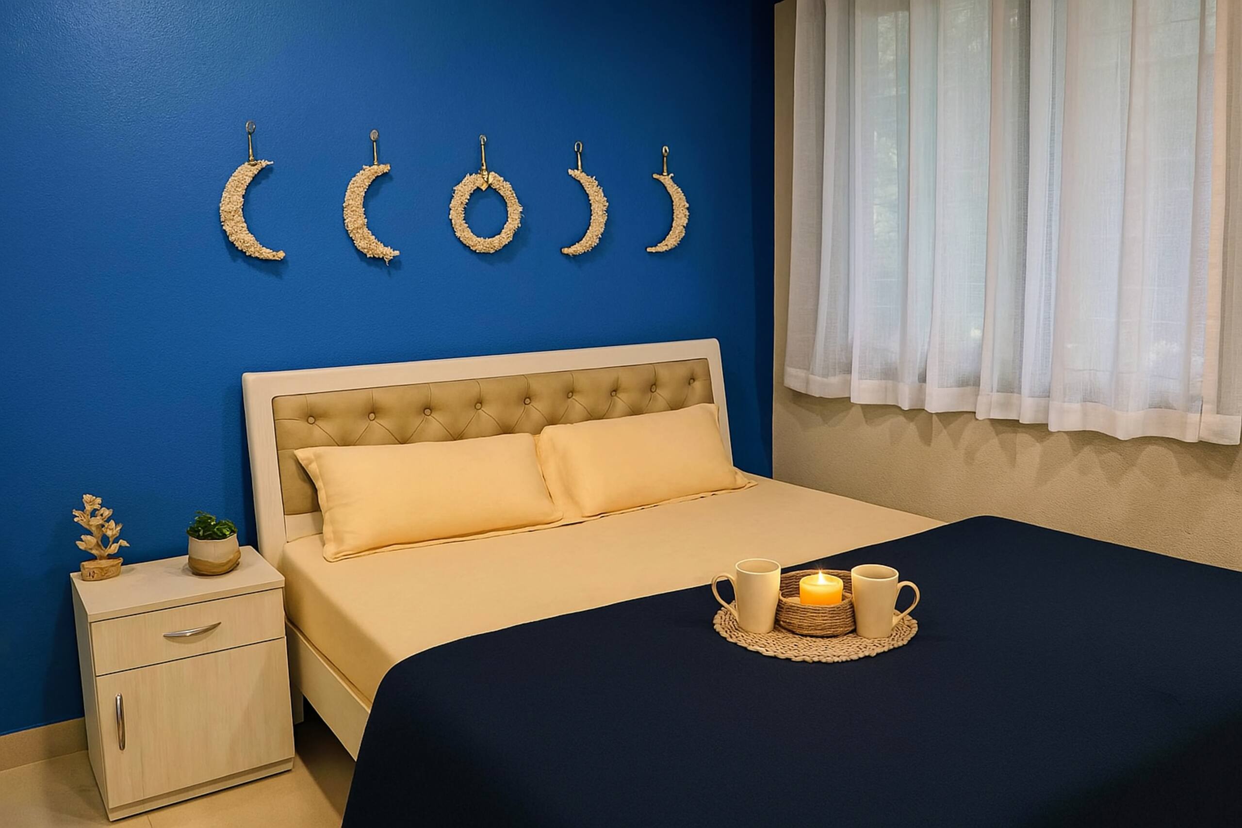 Boho Paradise | Luxurious 2BHK Apt | Near Thalassa 8