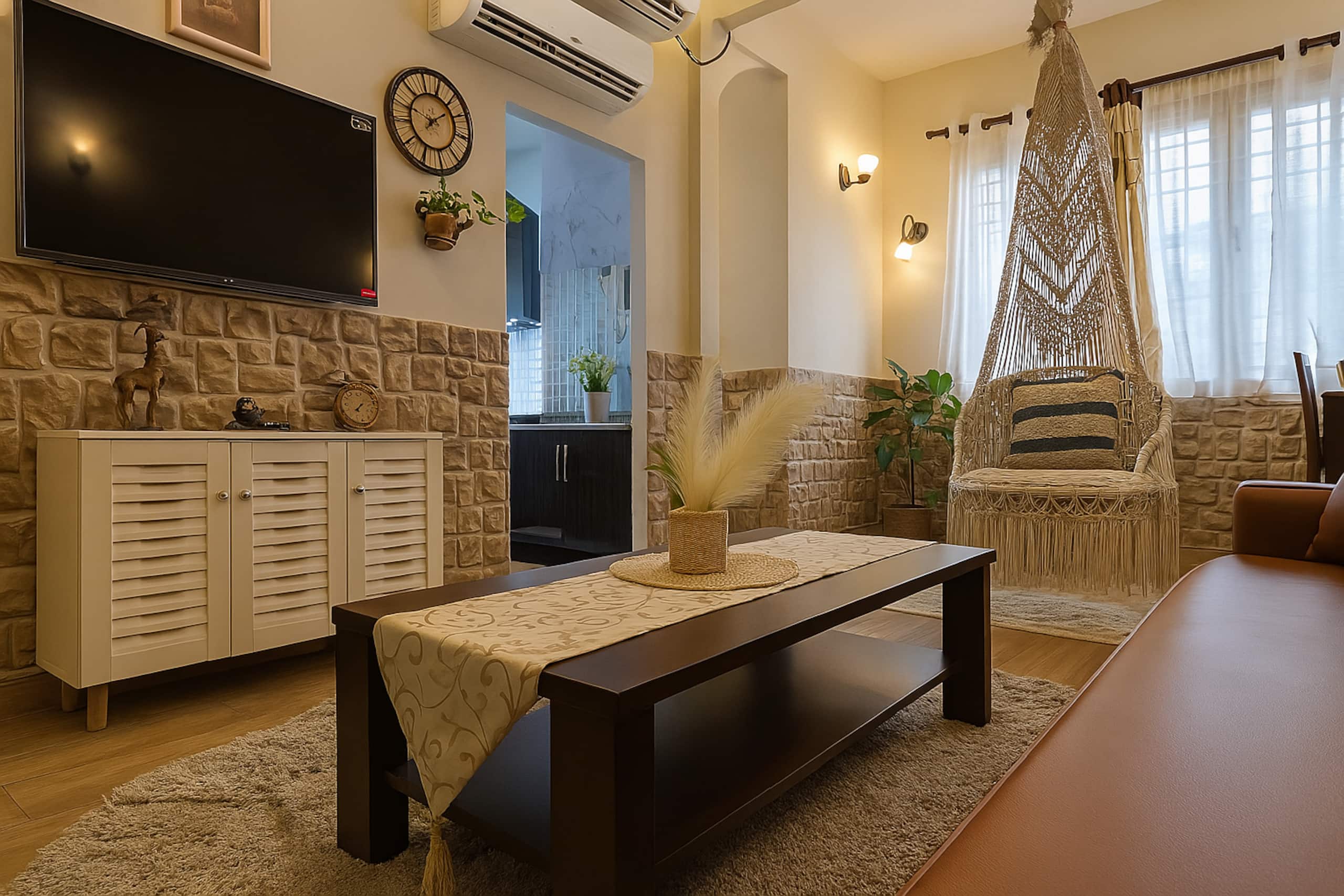 Boho Paradise | Luxurious 2BHK Apt | Near Thalassa — photo 5